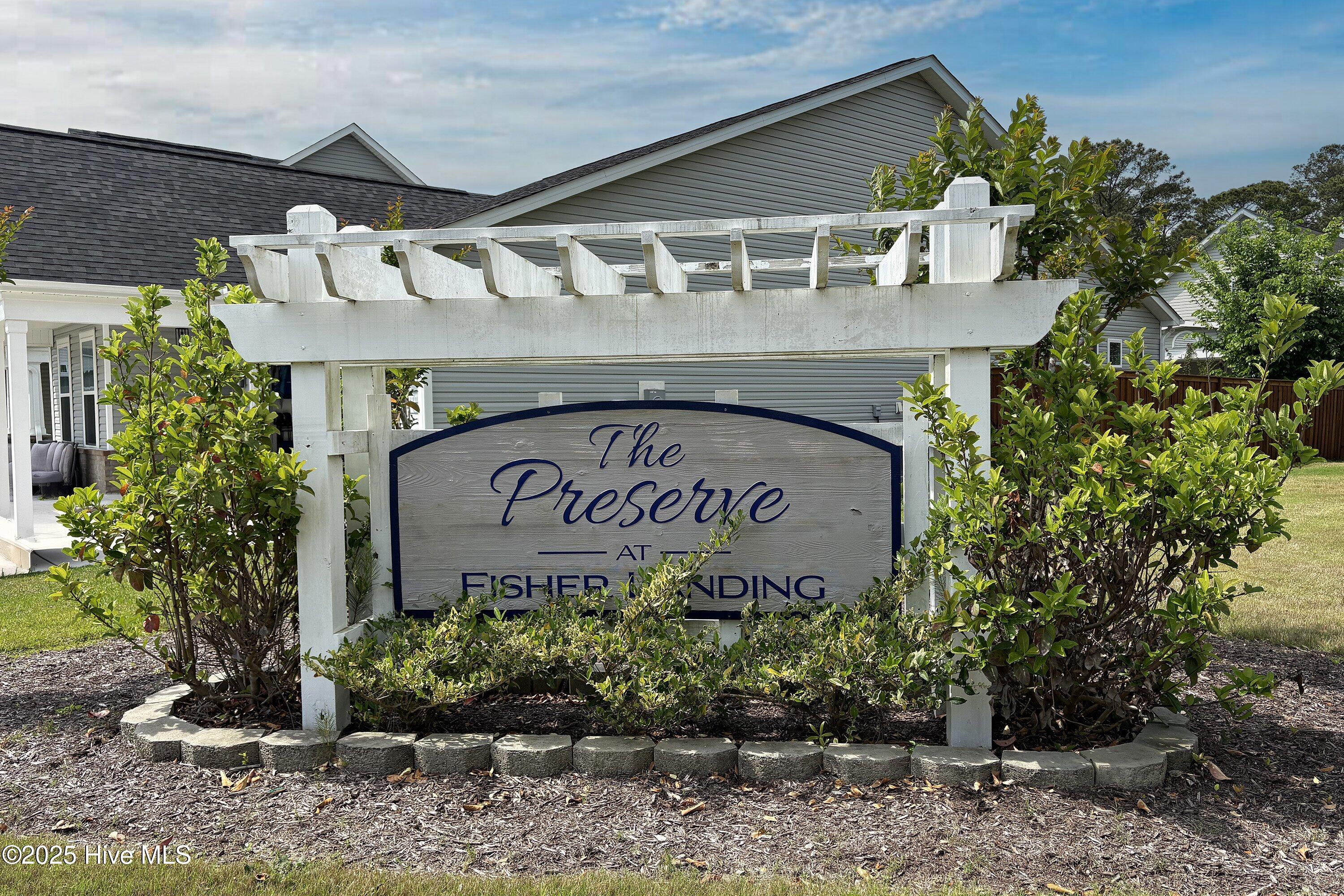 1108 Spincast Road