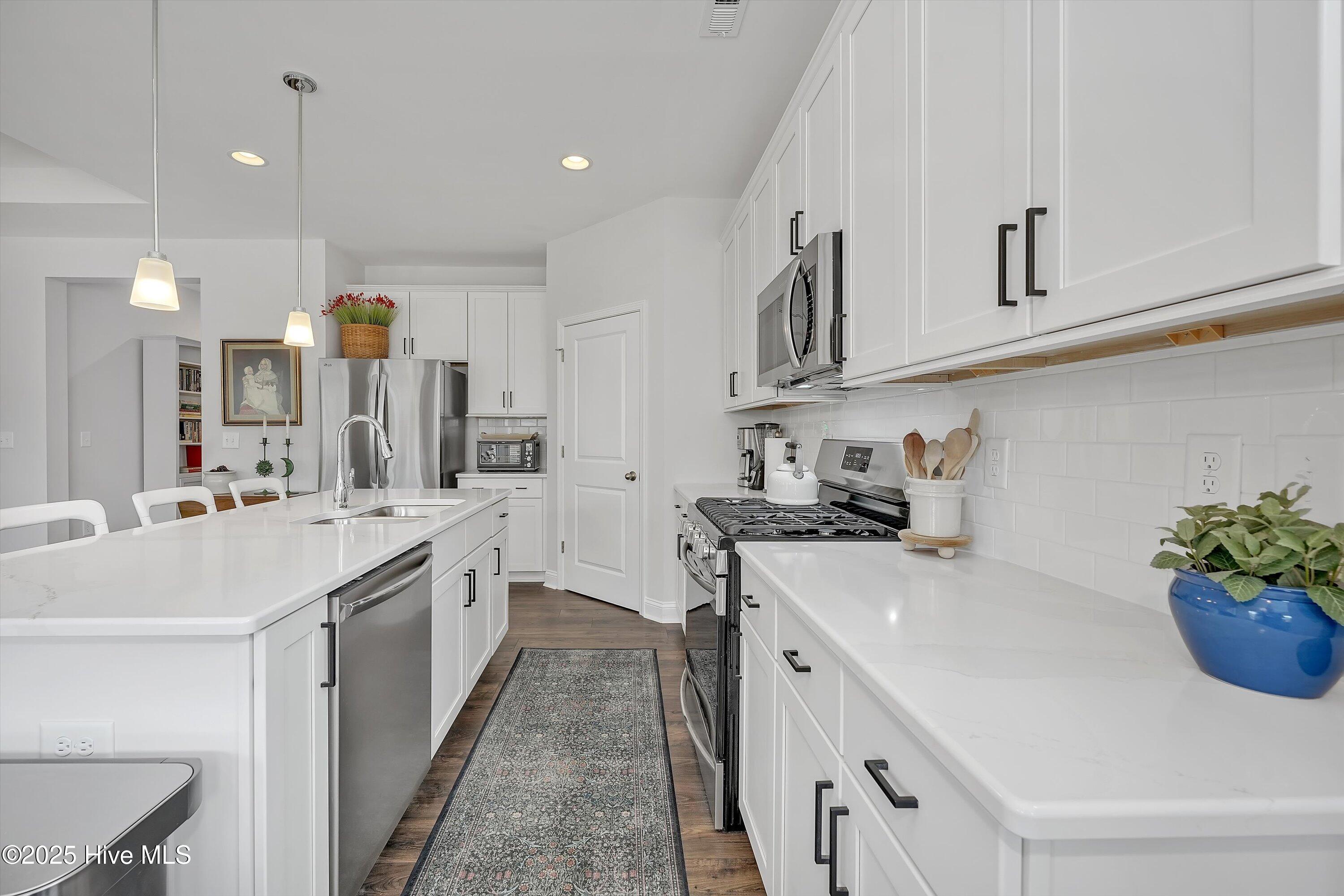 1108 Spincast Road