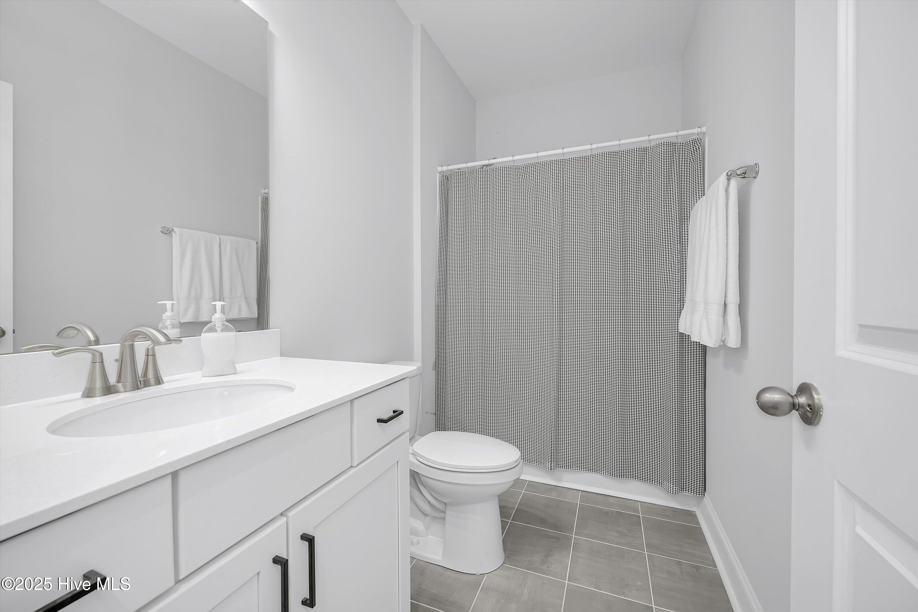 1108 Spincast Road