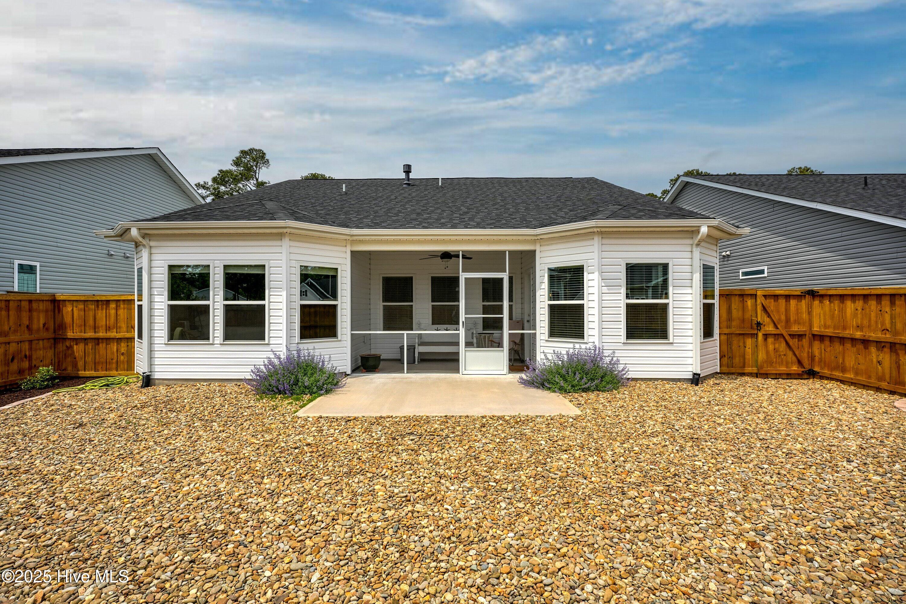 1108 Spincast Road