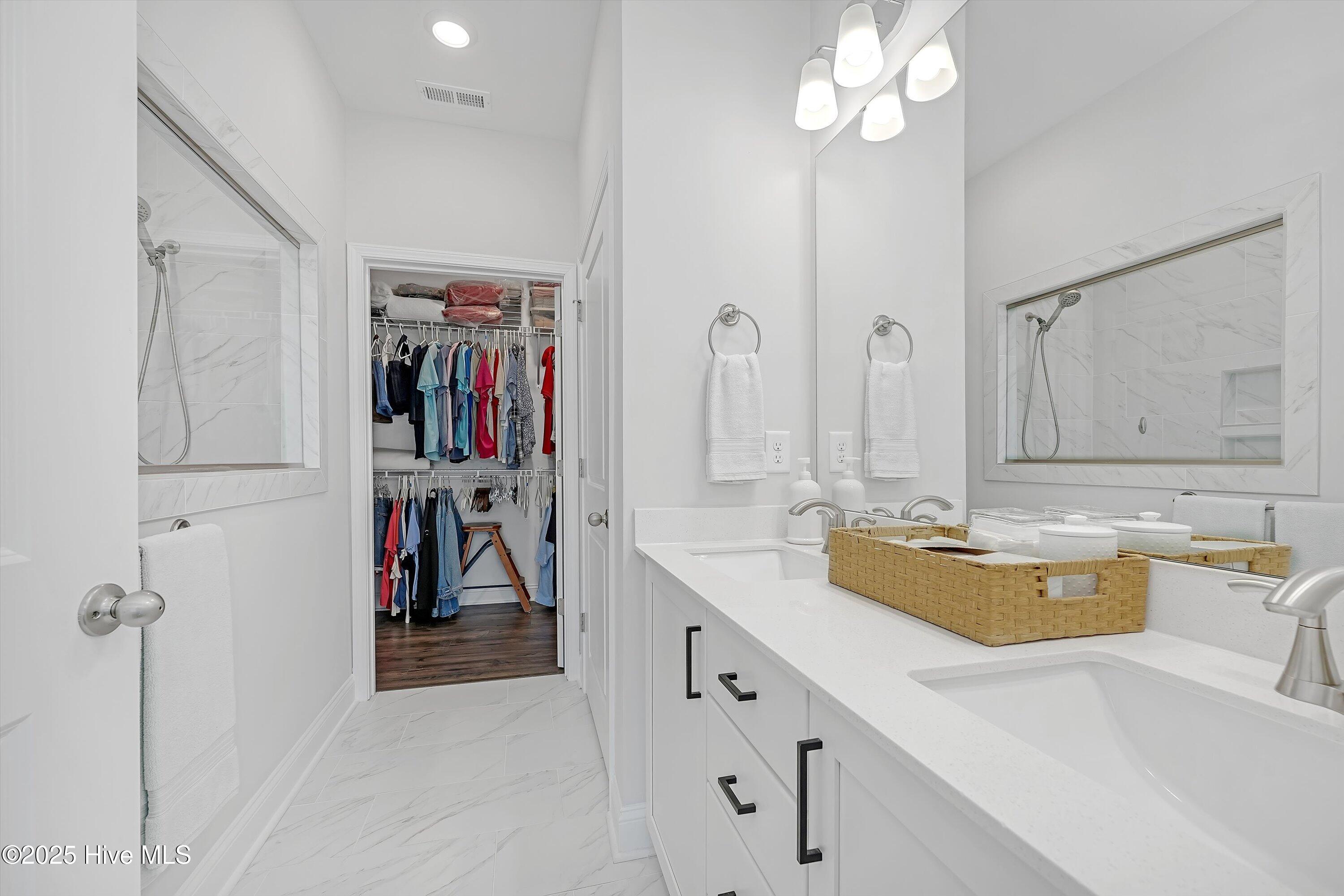 1108 Spincast Road