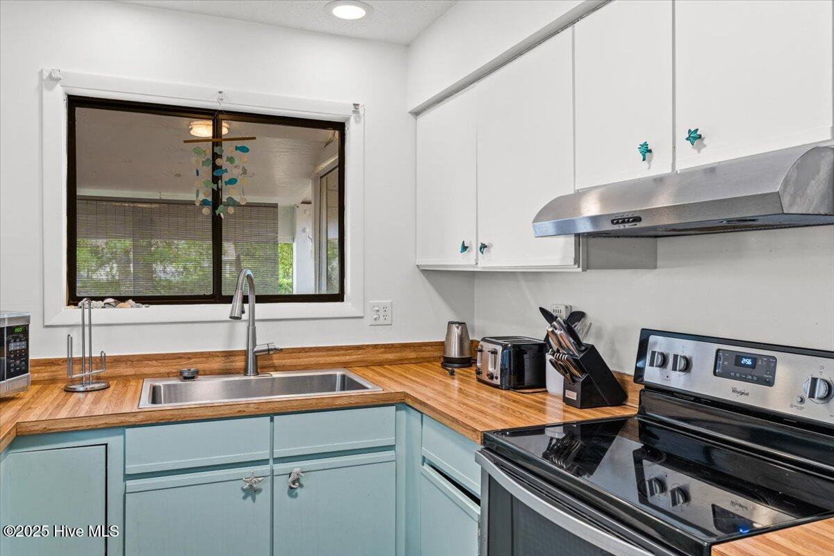 7501 E Oak Island Drive