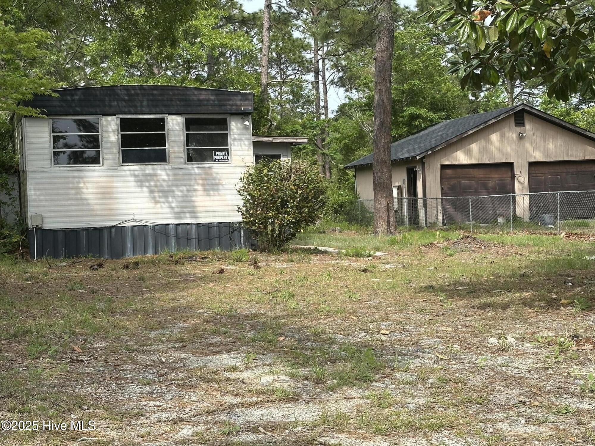 184 124-125 Elm Road