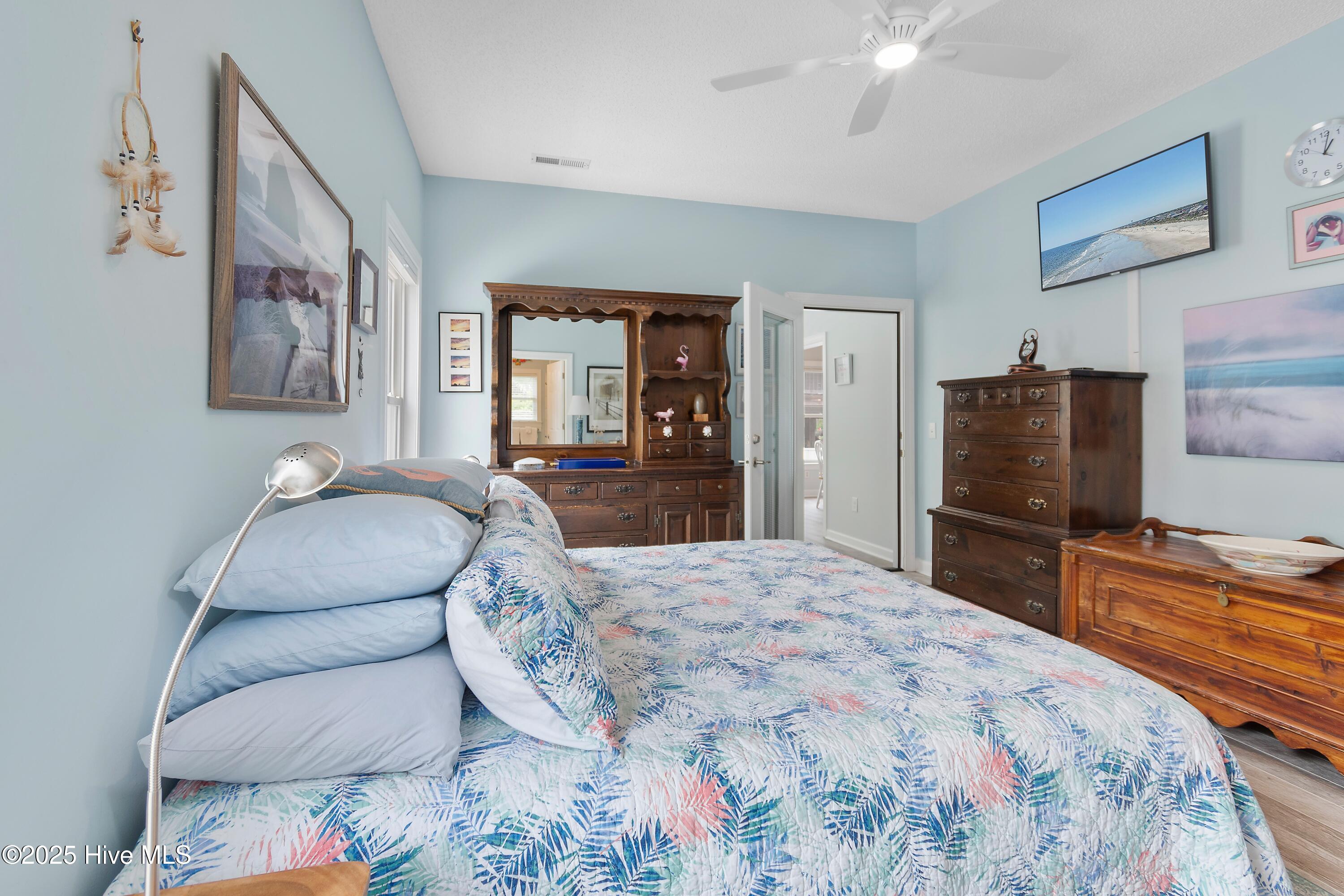 2403 W Oak Island Drive