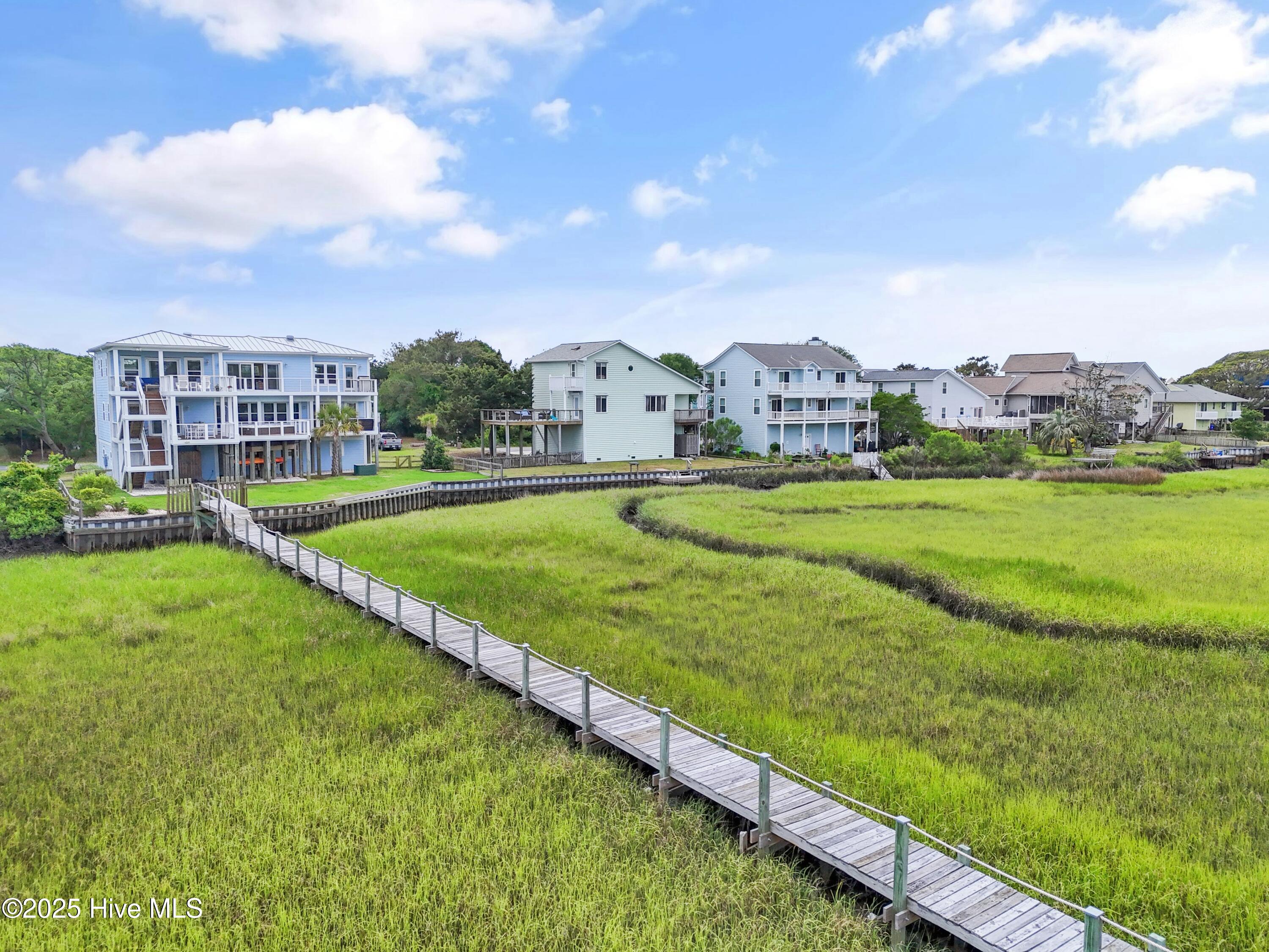 2922 E Pelican Drive