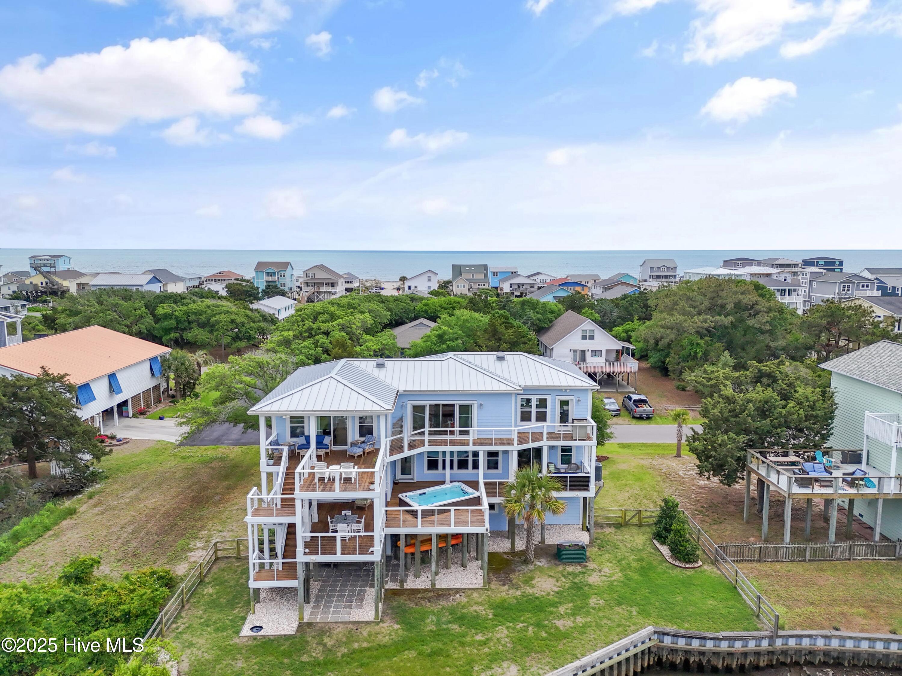 2922 E Pelican Drive