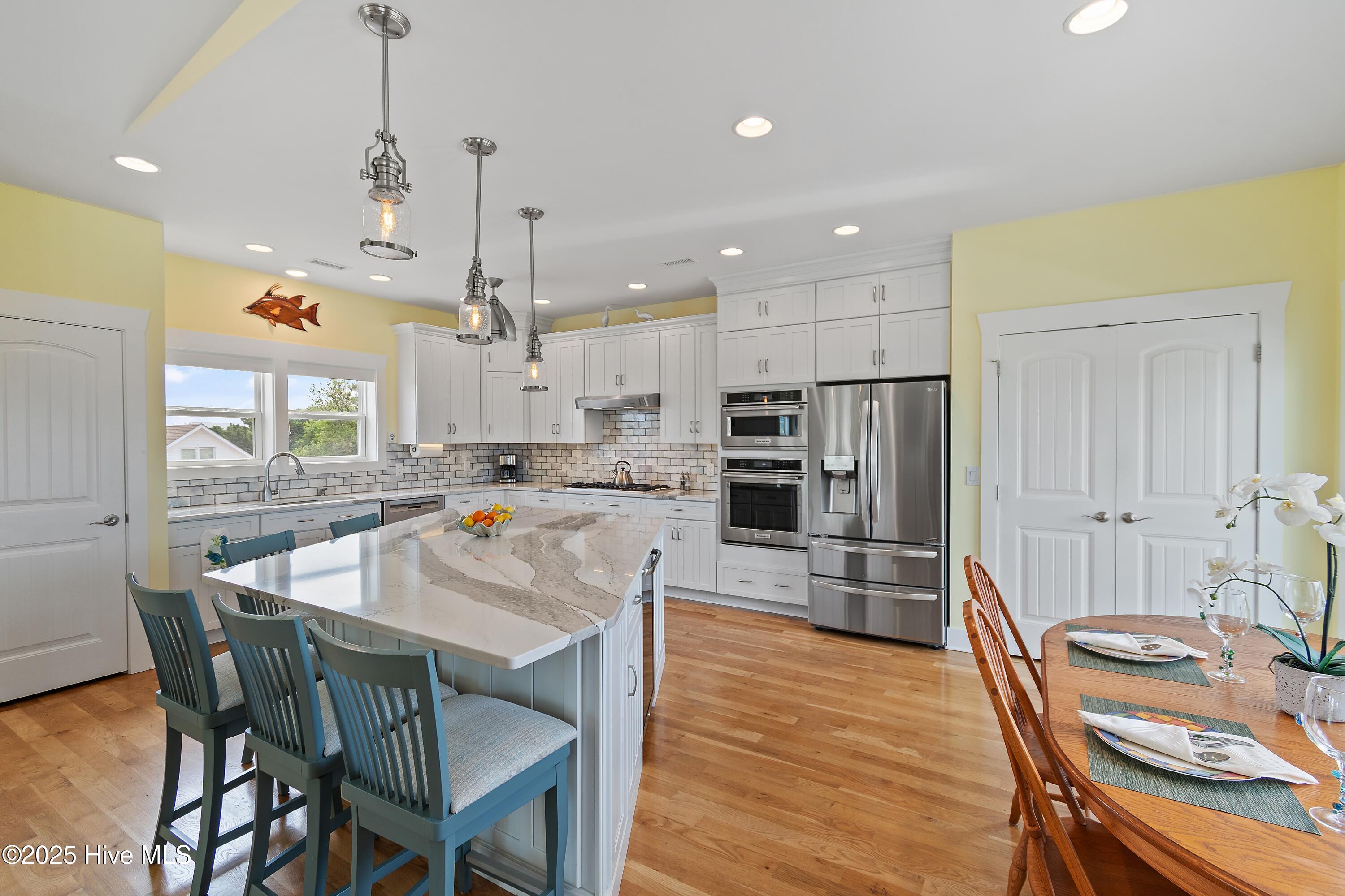 2922 E Pelican Drive