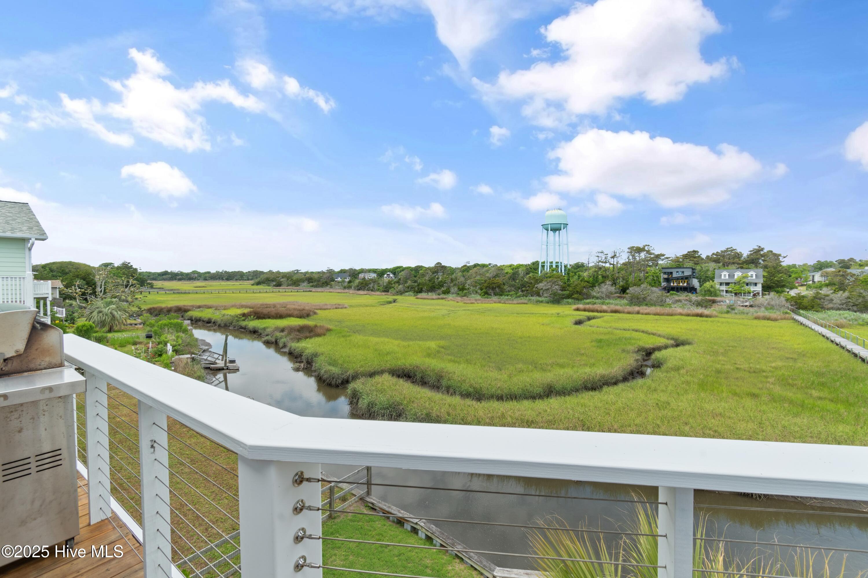 2922 E Pelican Drive