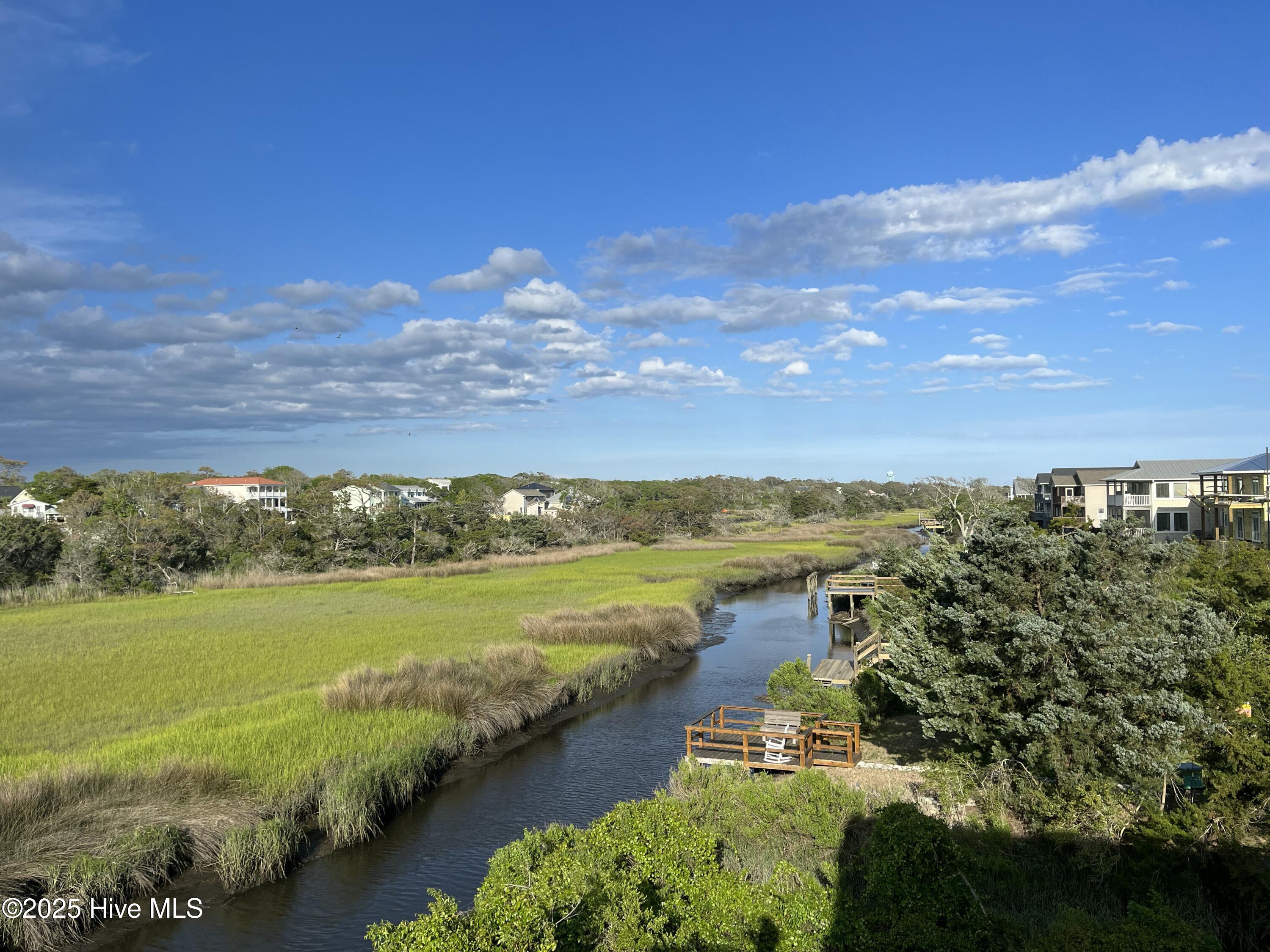 2922 E Pelican Drive