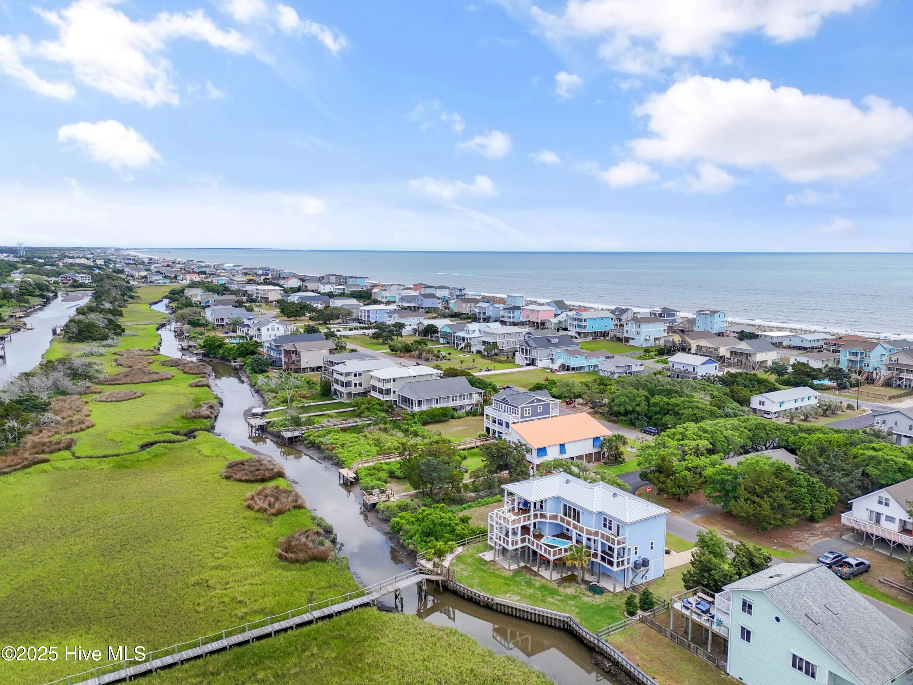 2922 E Pelican Drive