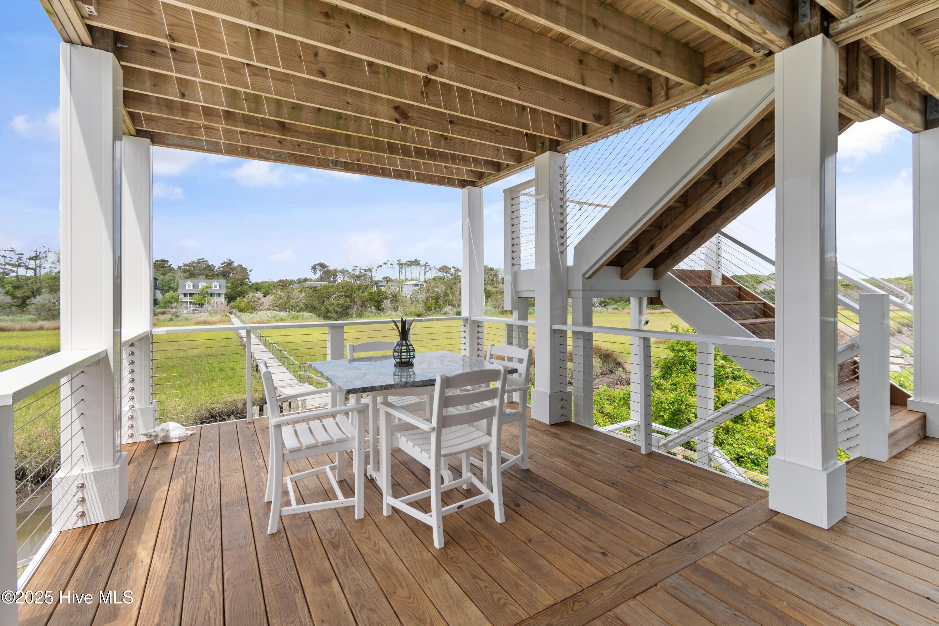 2922 E Pelican Drive