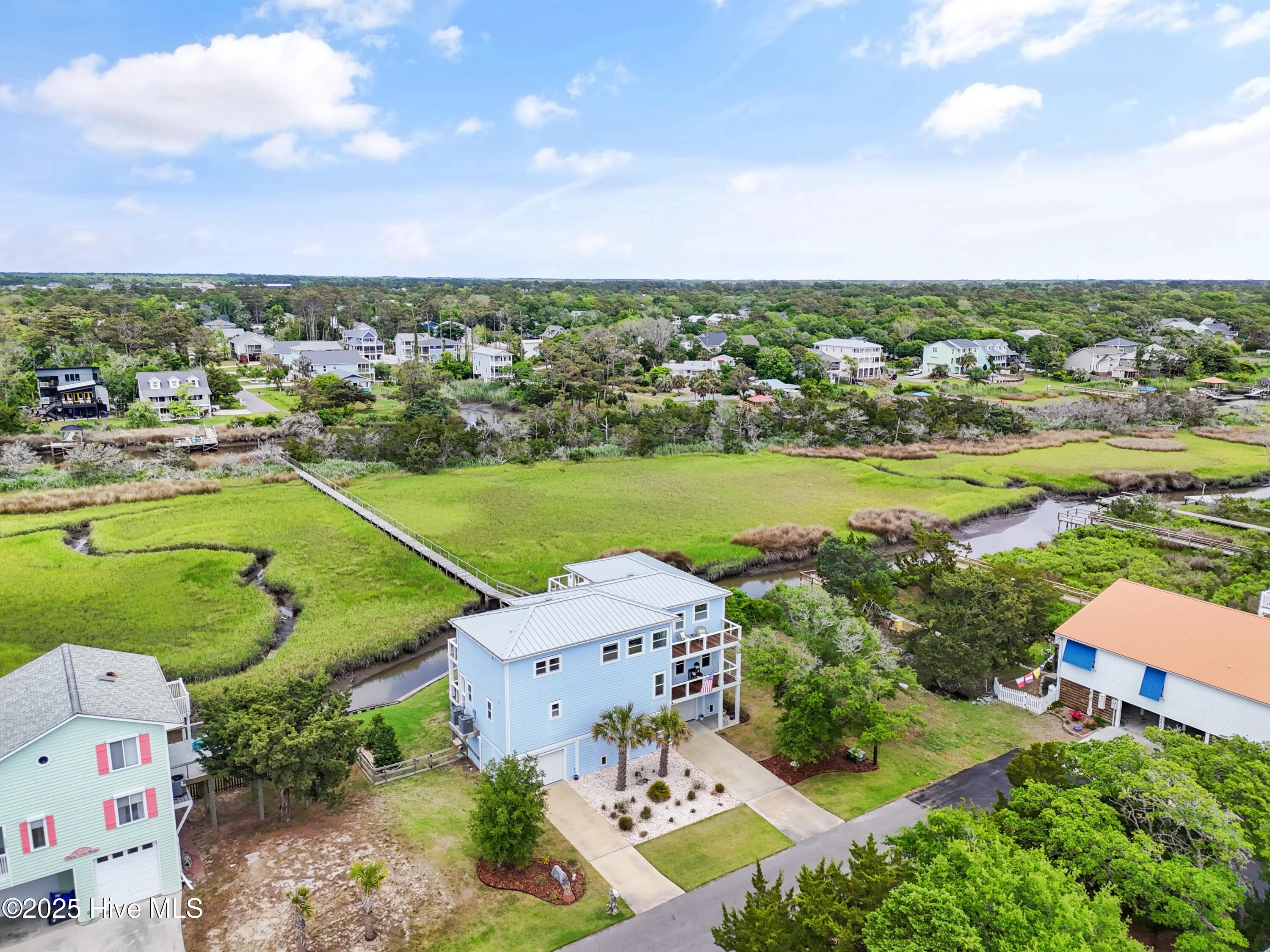 2922 E Pelican Drive