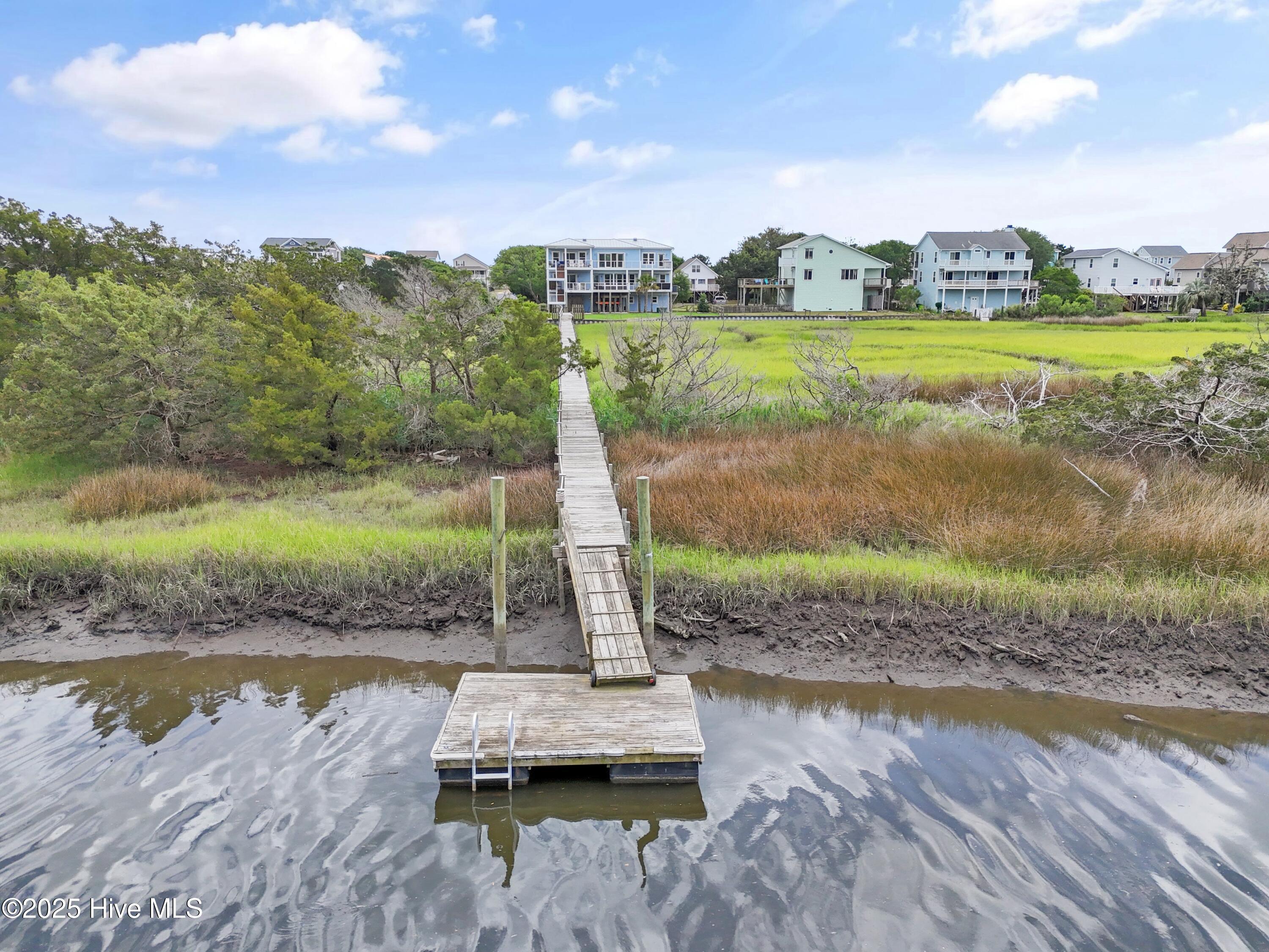 2922 E Pelican Drive