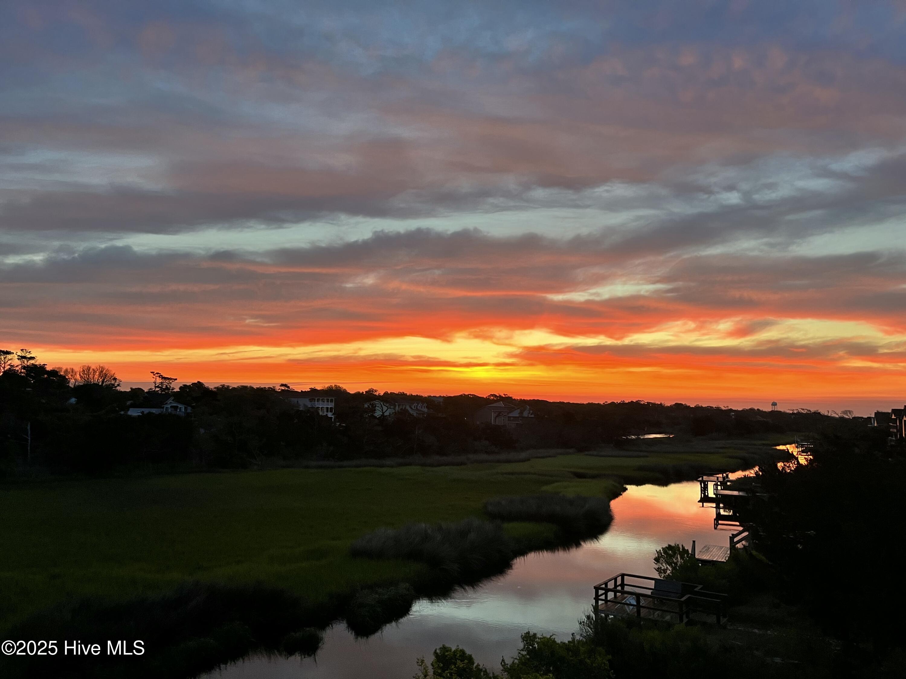 2922 E Pelican Drive