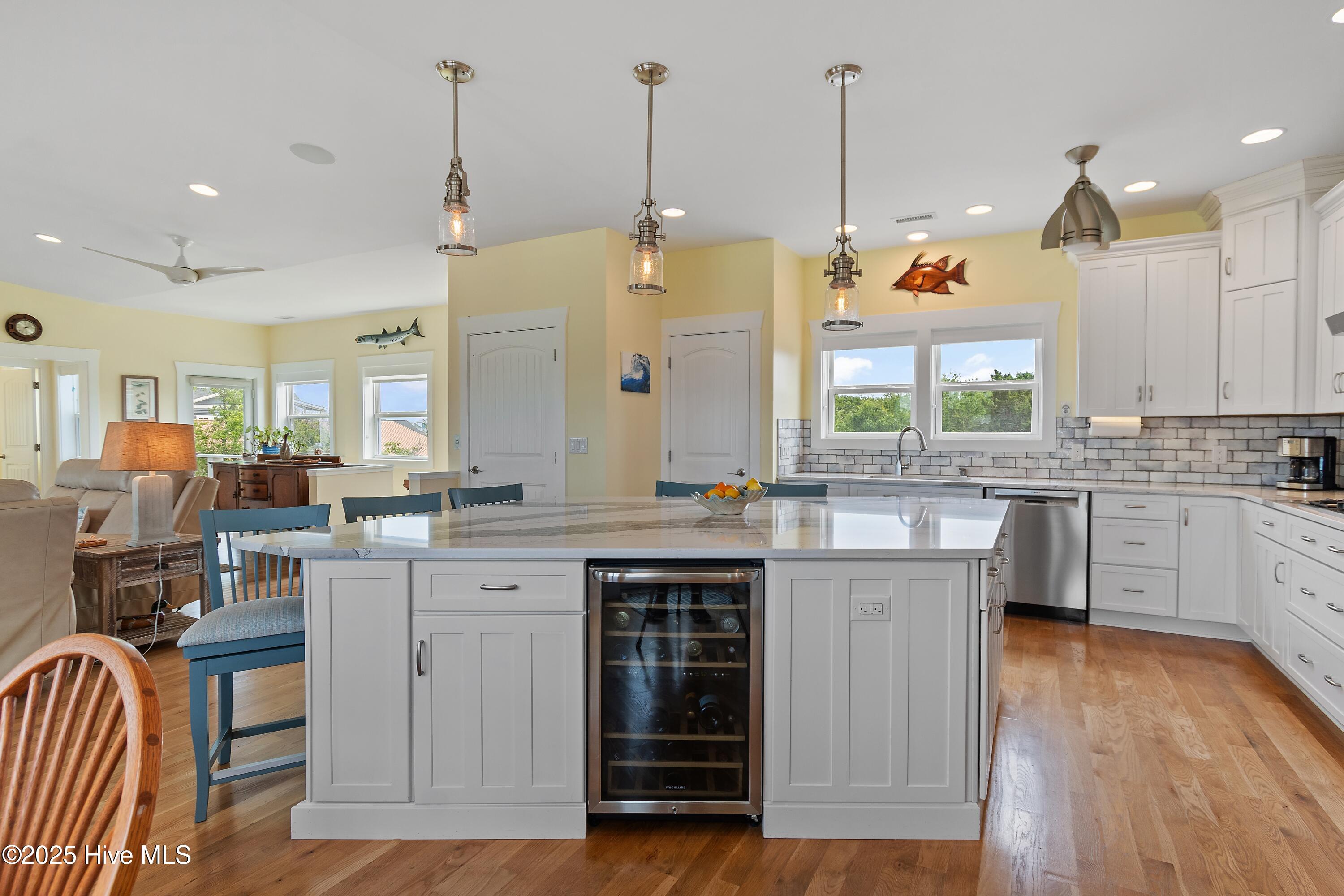 2922 E Pelican Drive