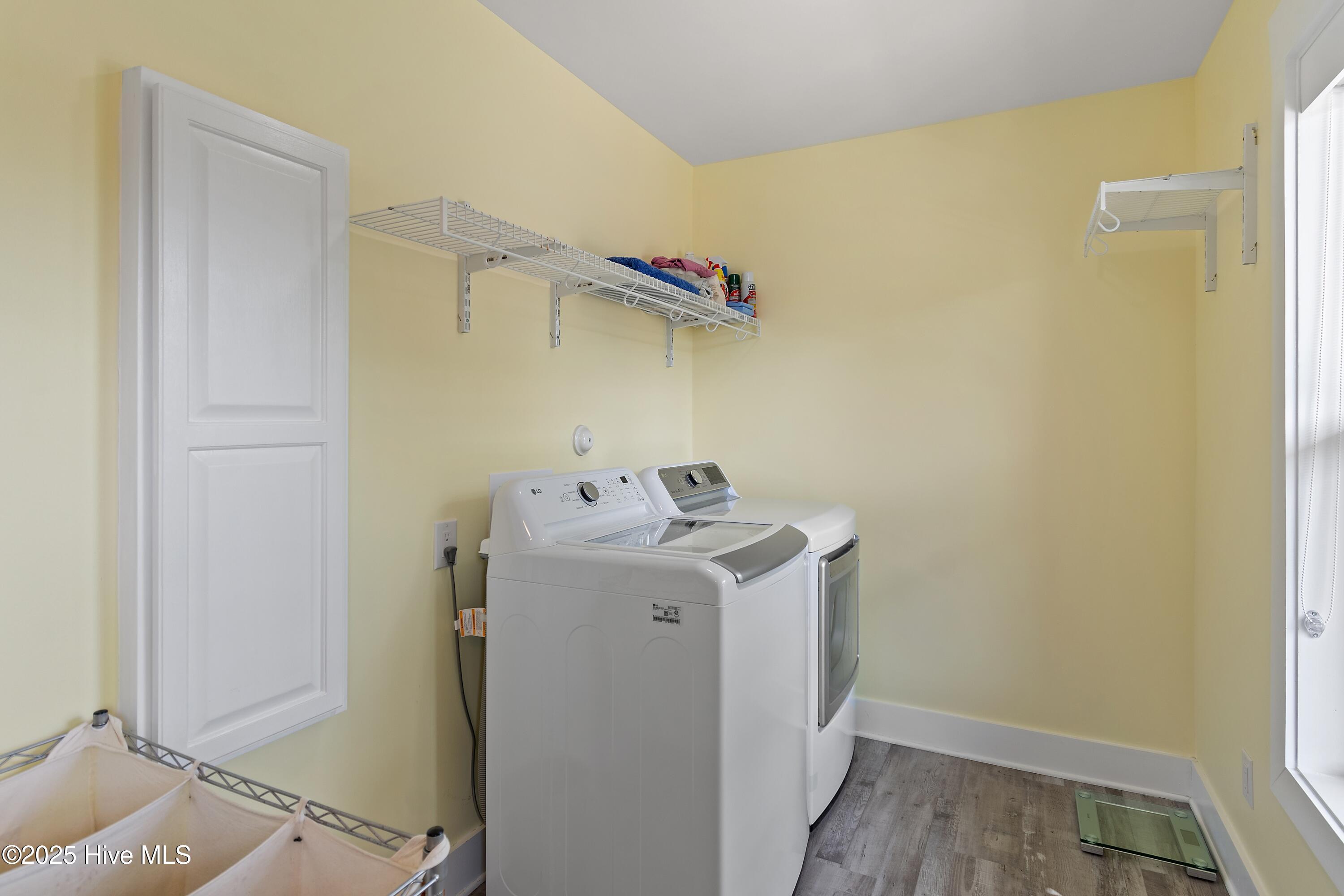 2922 E Pelican Drive