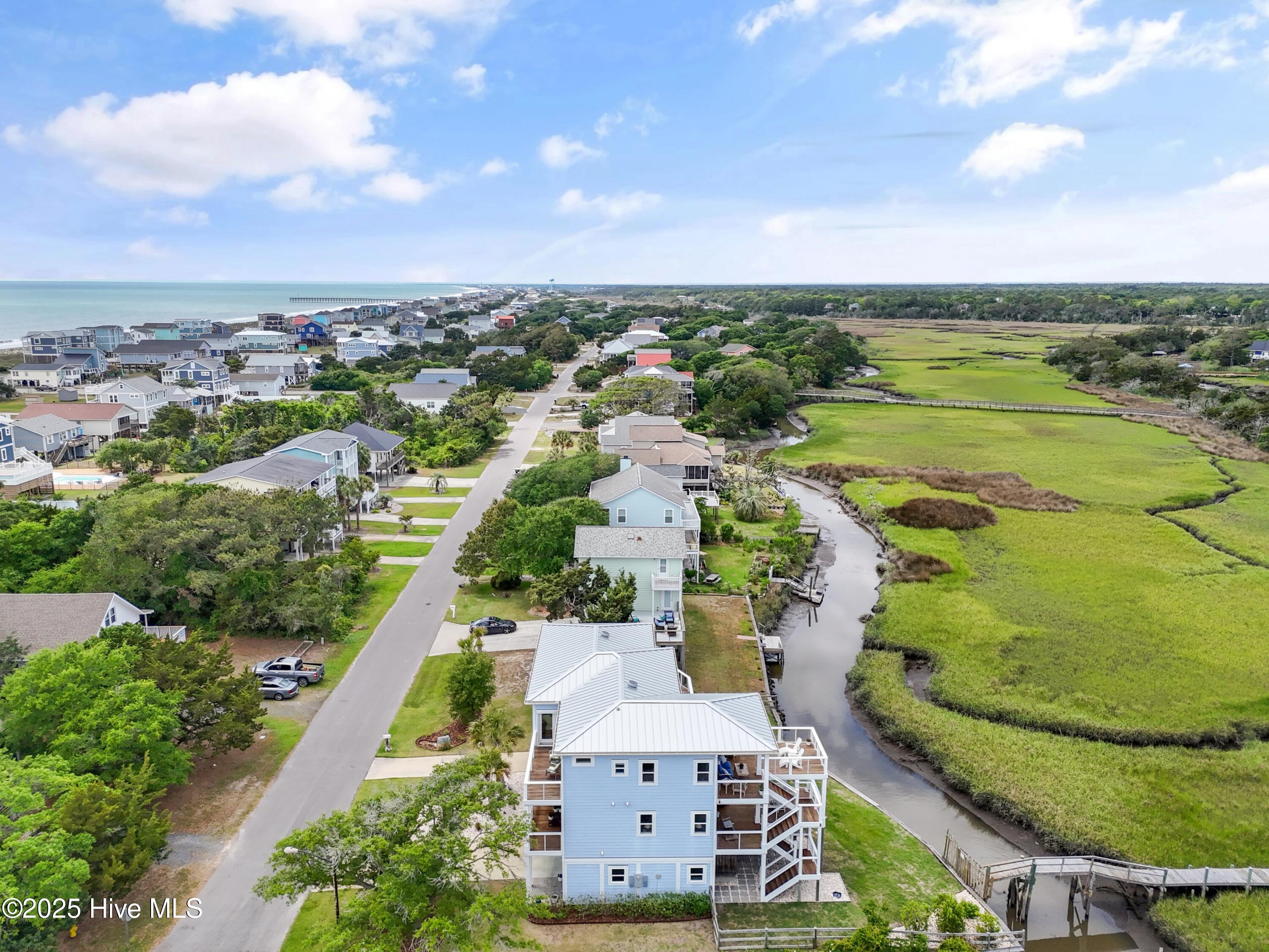 2922 E Pelican Drive