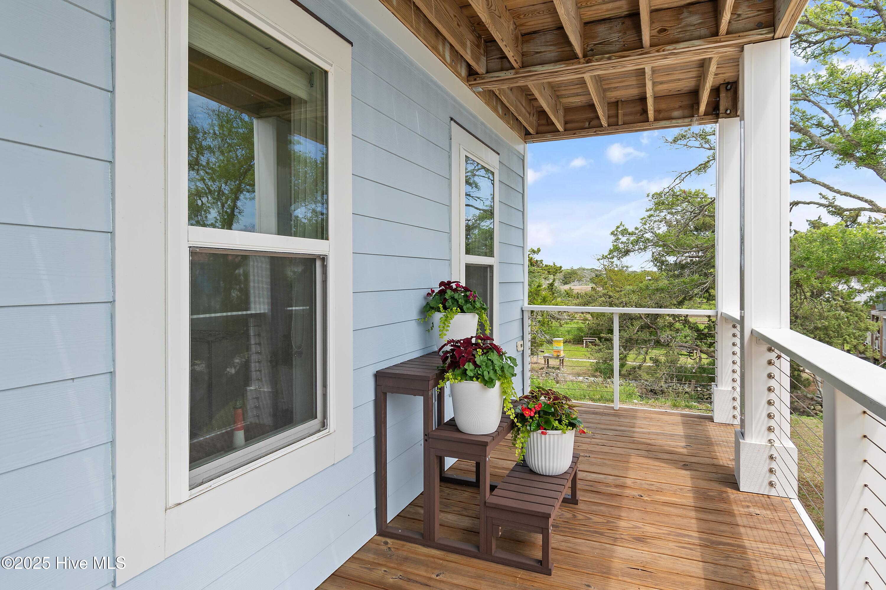 2922 E Pelican Drive