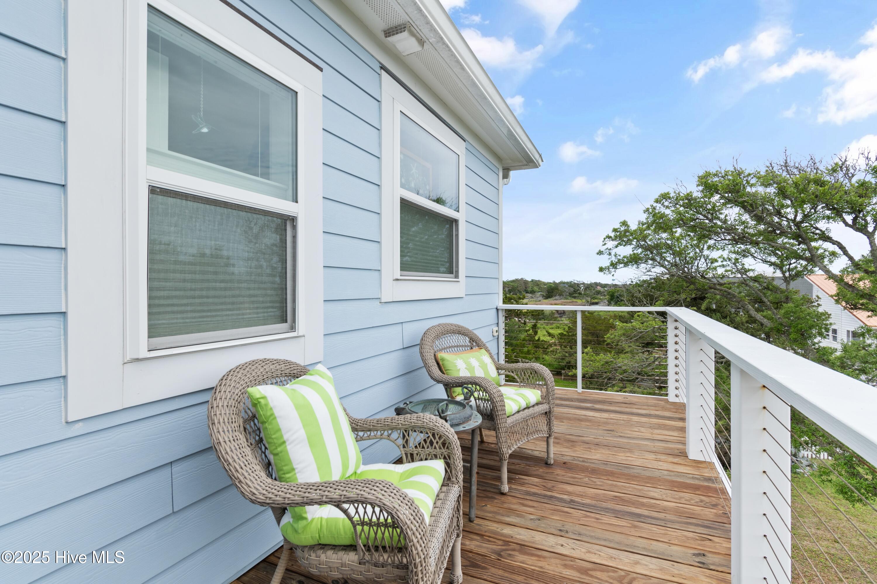 2922 E Pelican Drive