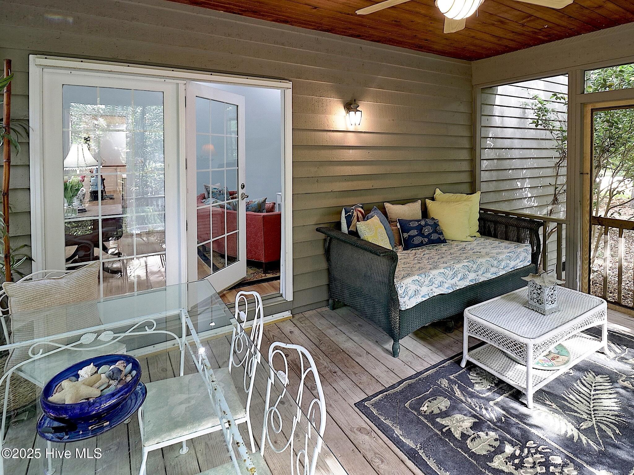 6253 Cattail Court