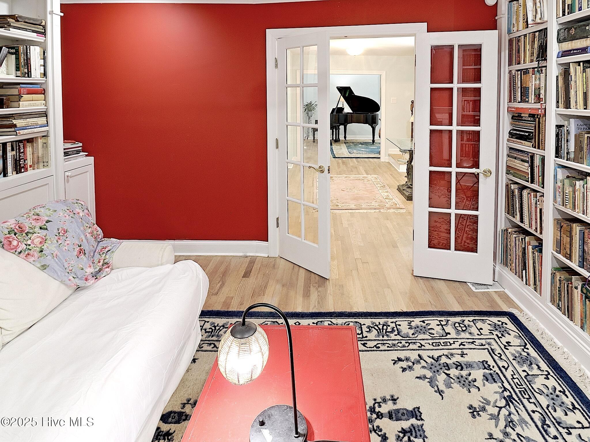 6253 Cattail Court