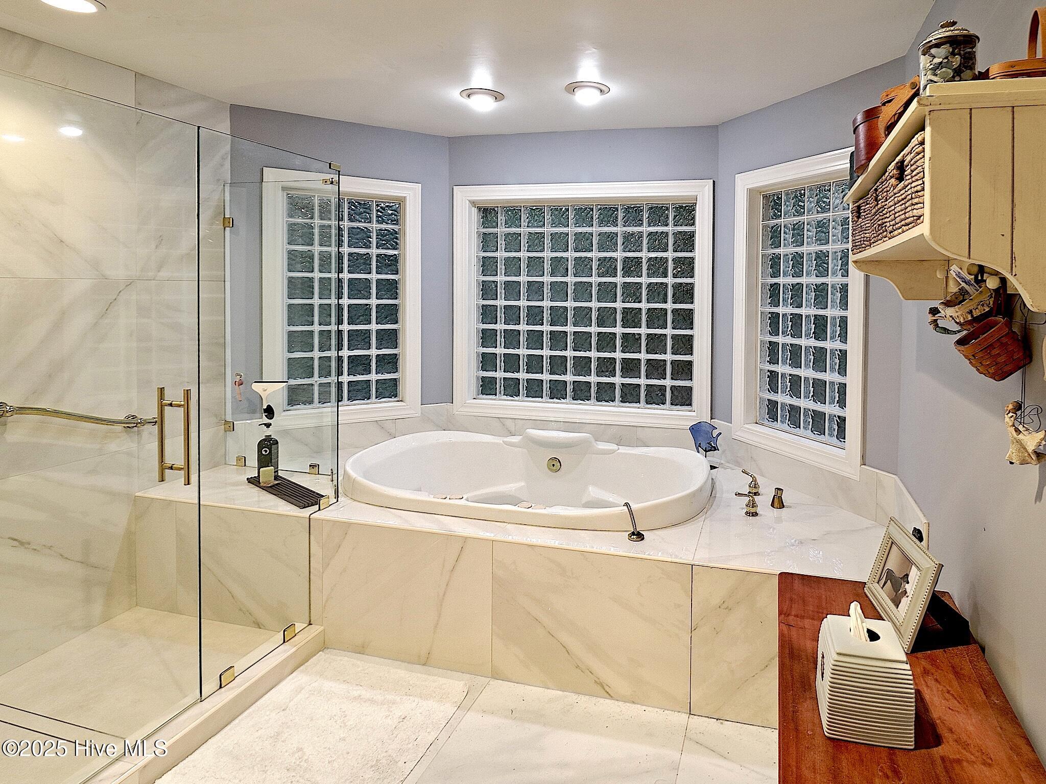 6253 Cattail Court
