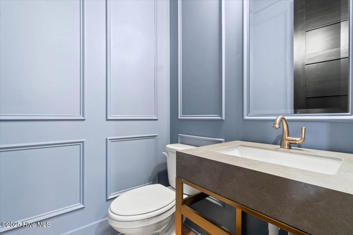 673 Carolina Bay Court