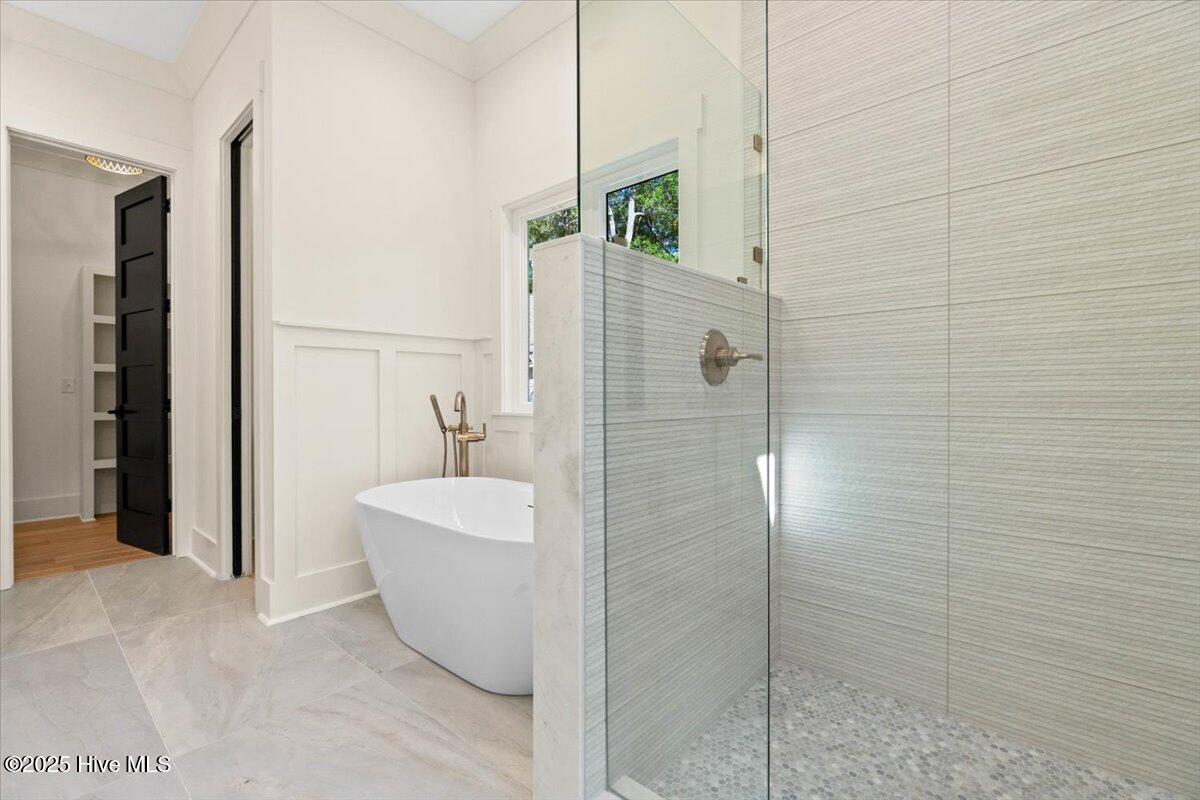 673 Carolina Bay Court