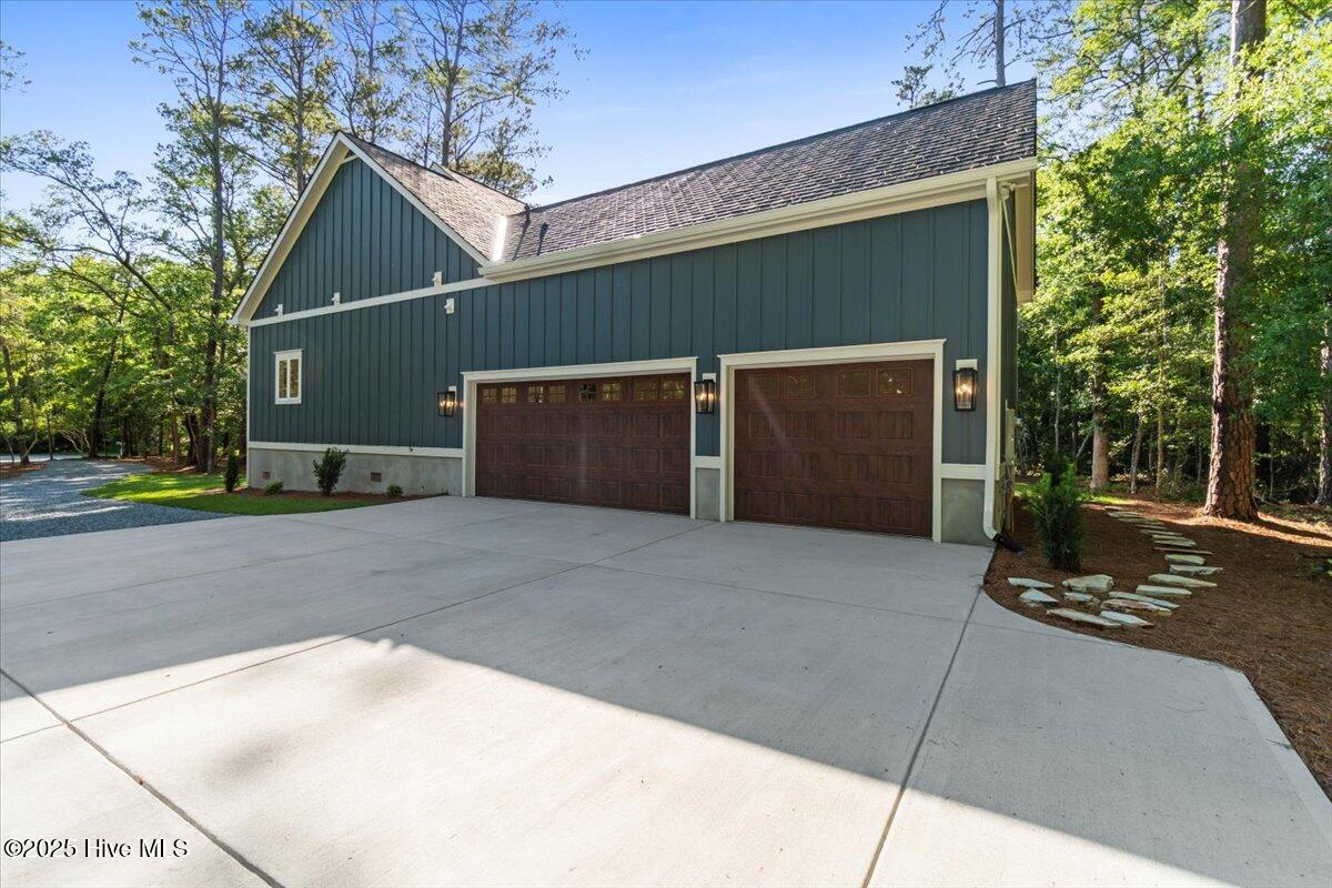 673 Carolina Bay Court