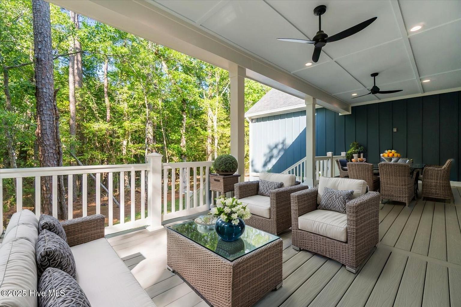 673 Carolina Bay Court