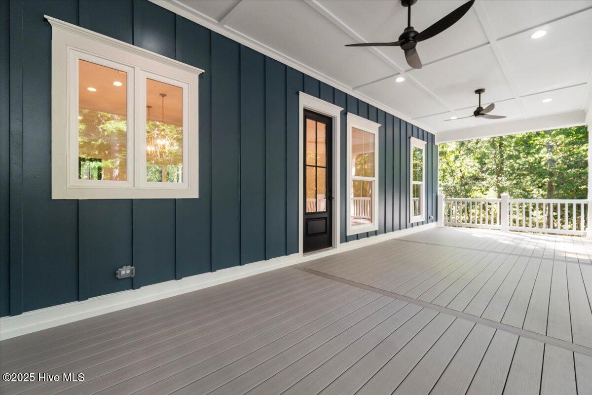 673 Carolina Bay Court