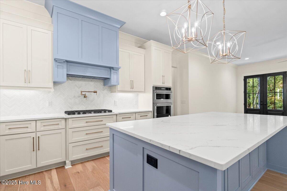 673 Carolina Bay Court