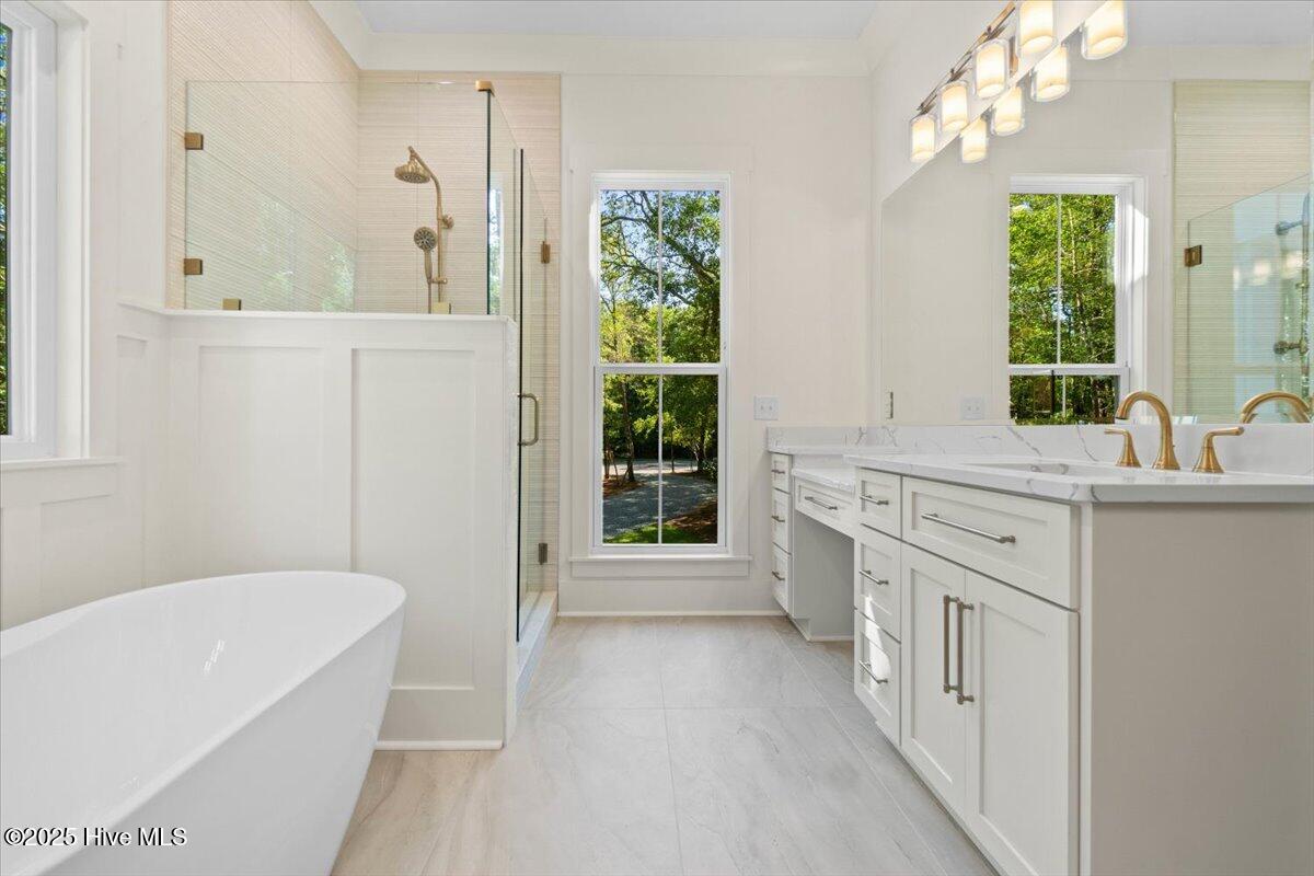 673 Carolina Bay Court