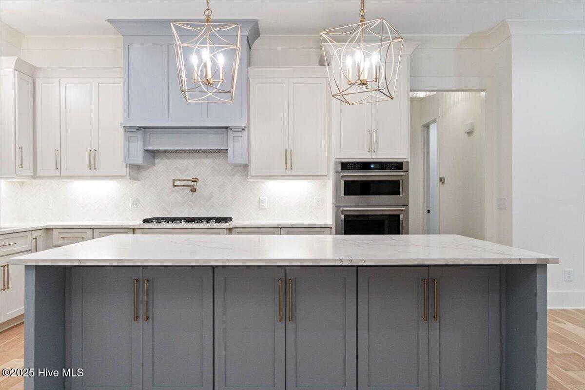 673 Carolina Bay Court