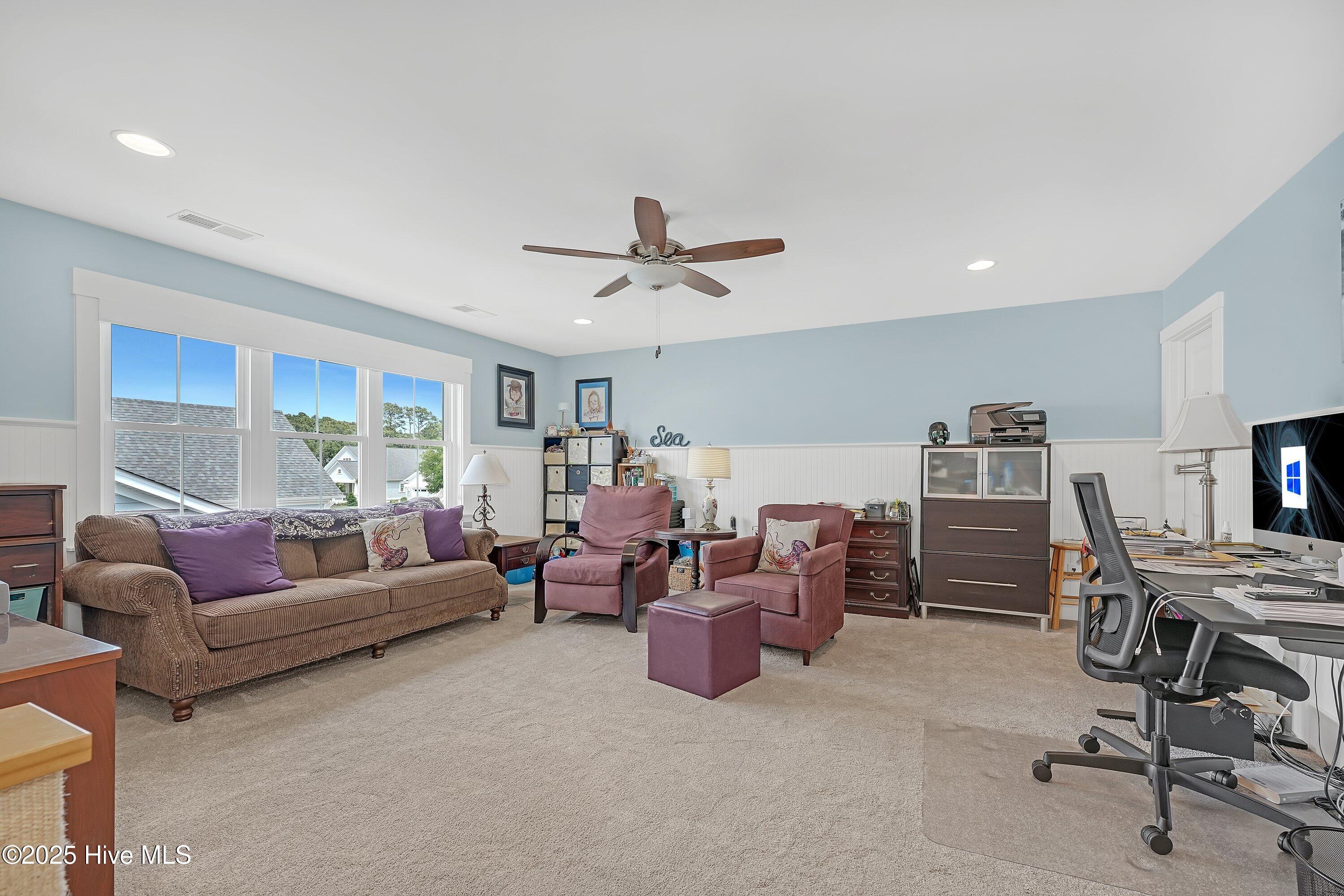 1007 Softwind Way