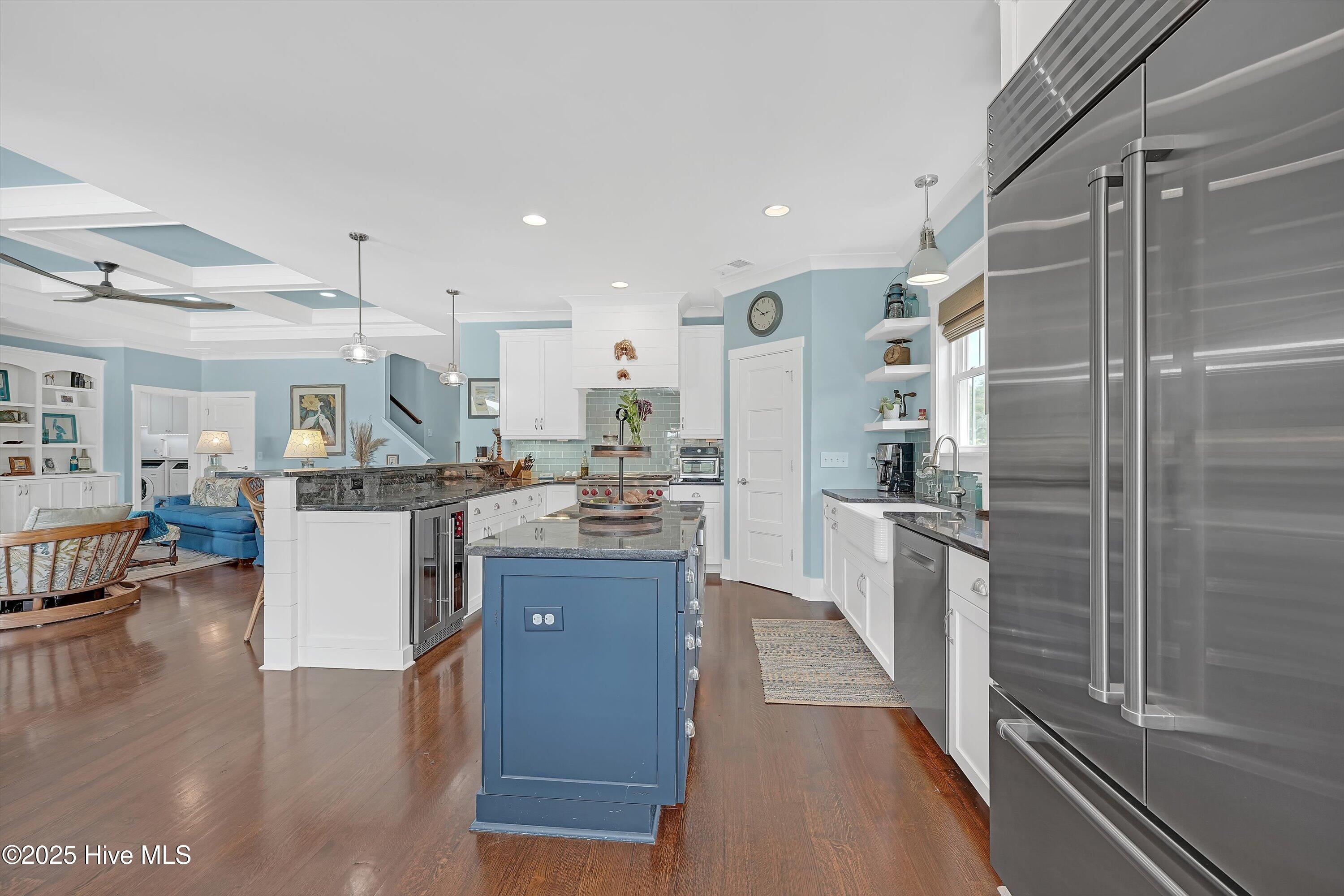1007 Softwind Way