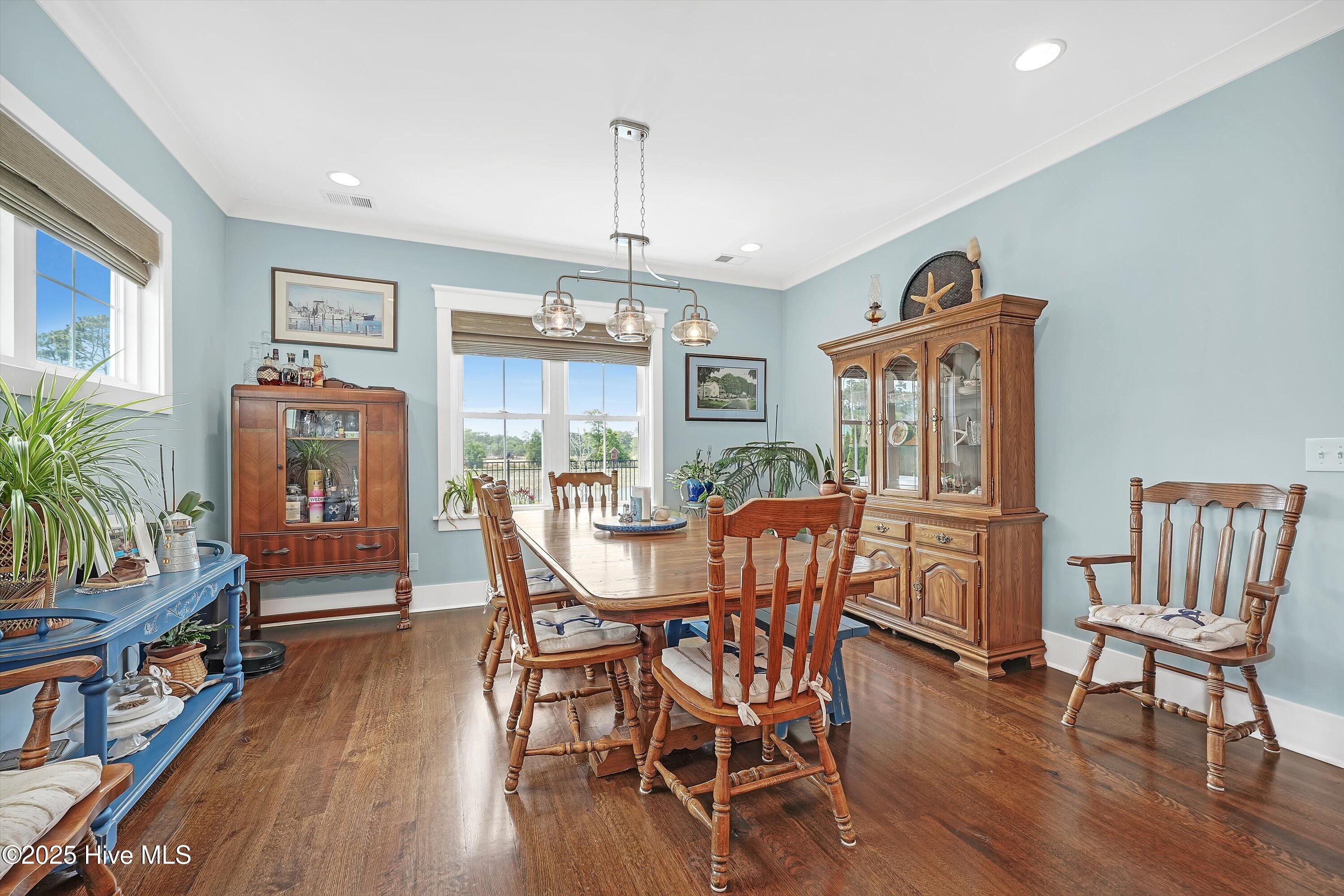 1007 Softwind Way