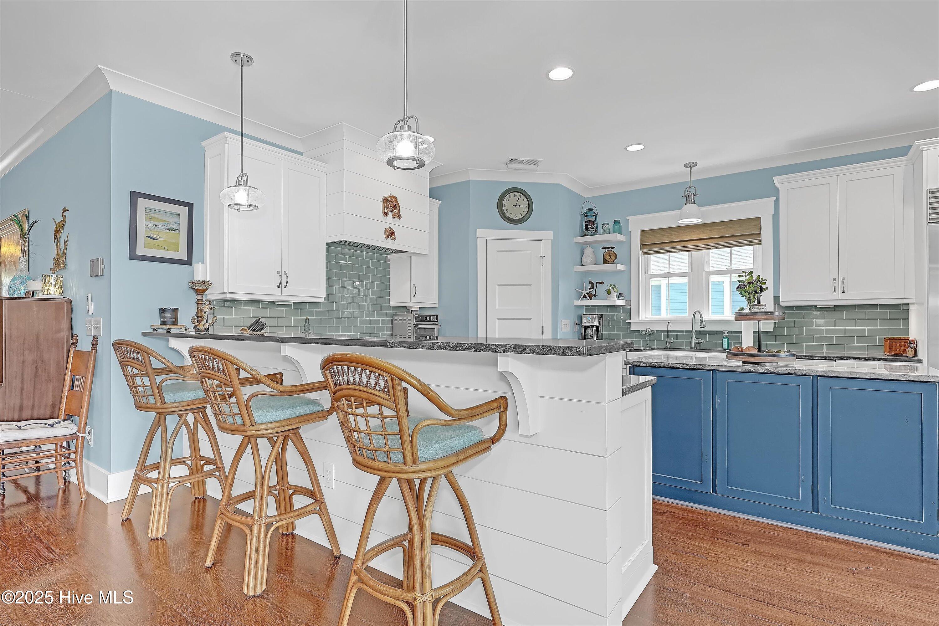 1007 Softwind Way