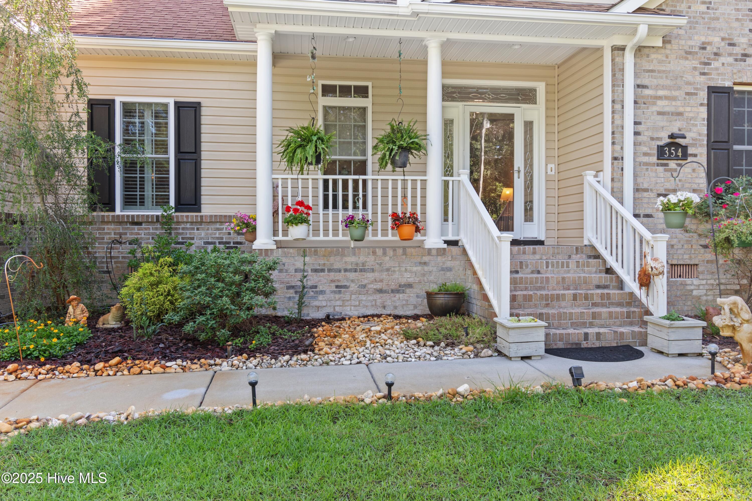354 N Hill Drive