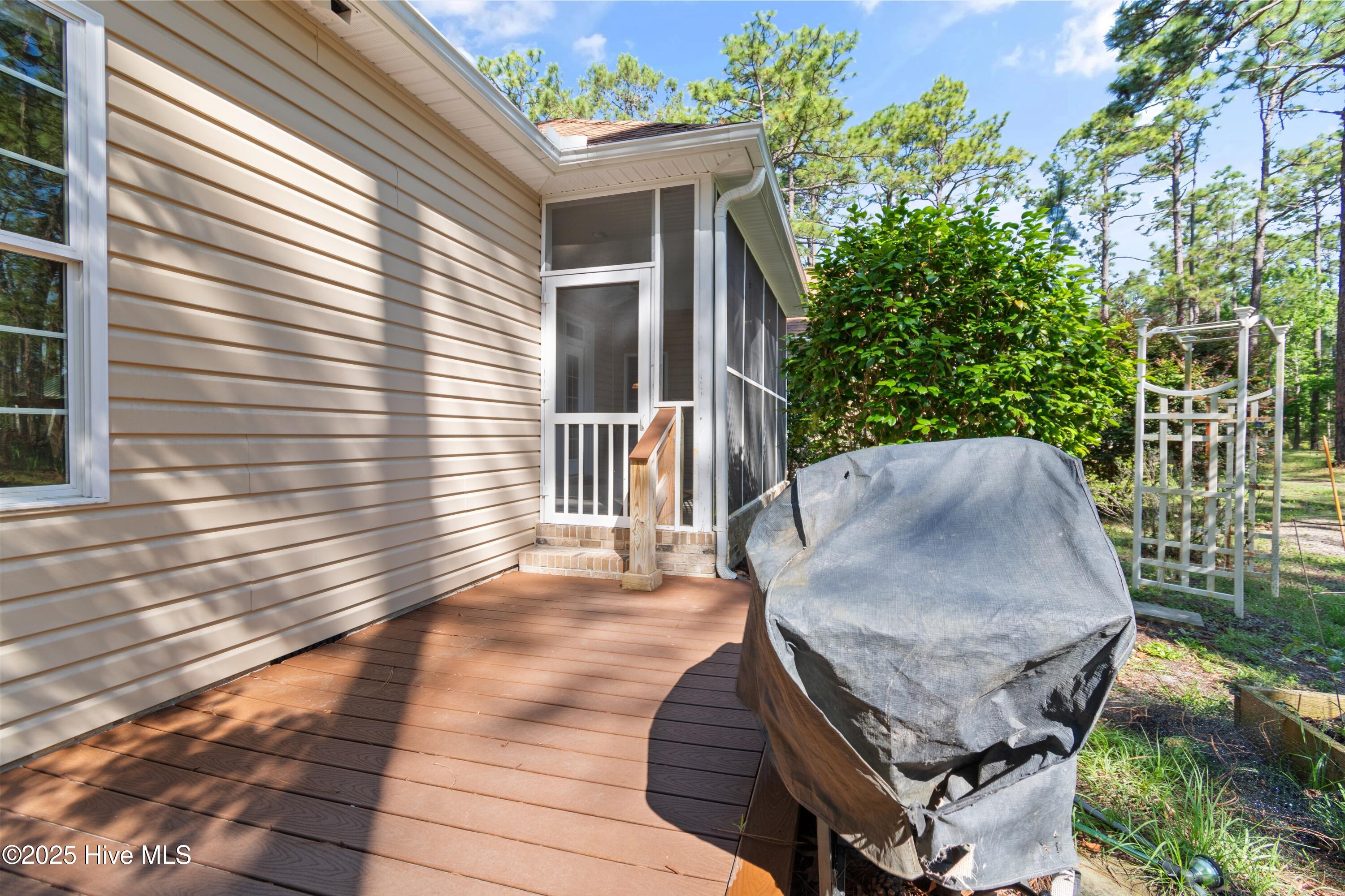 354 N Hill Drive