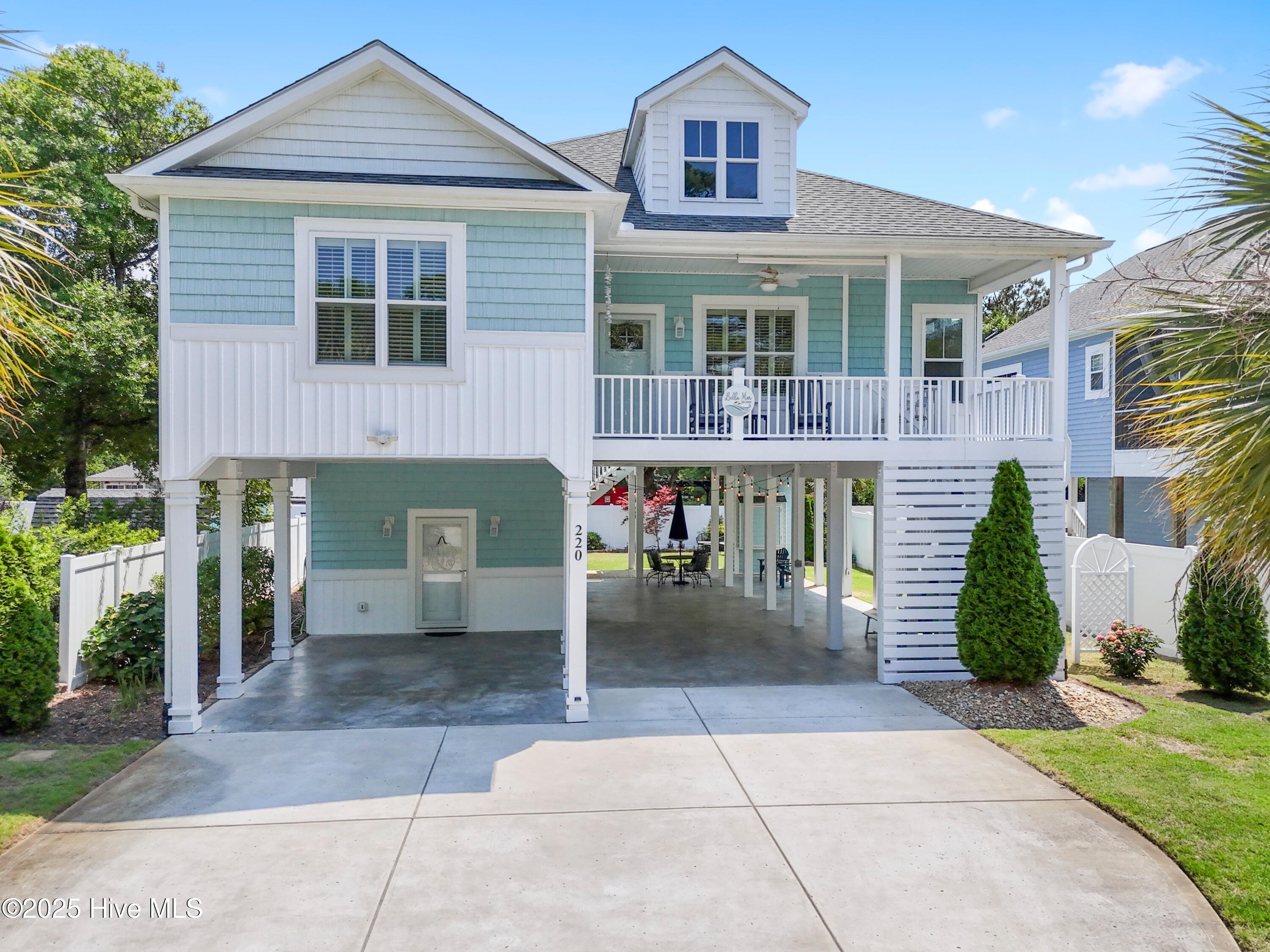 220 NE 45th Street