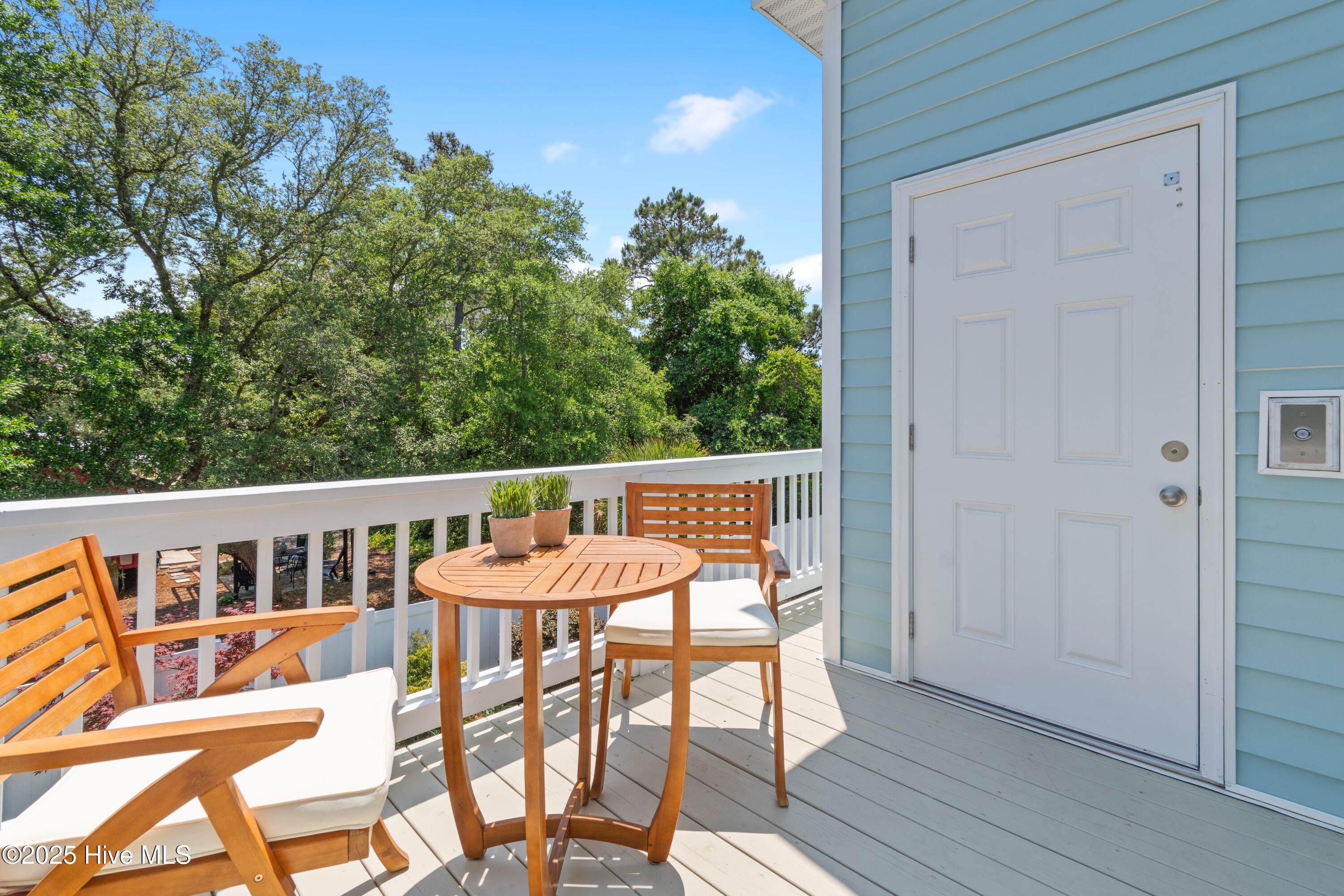 220 NE 45th Street