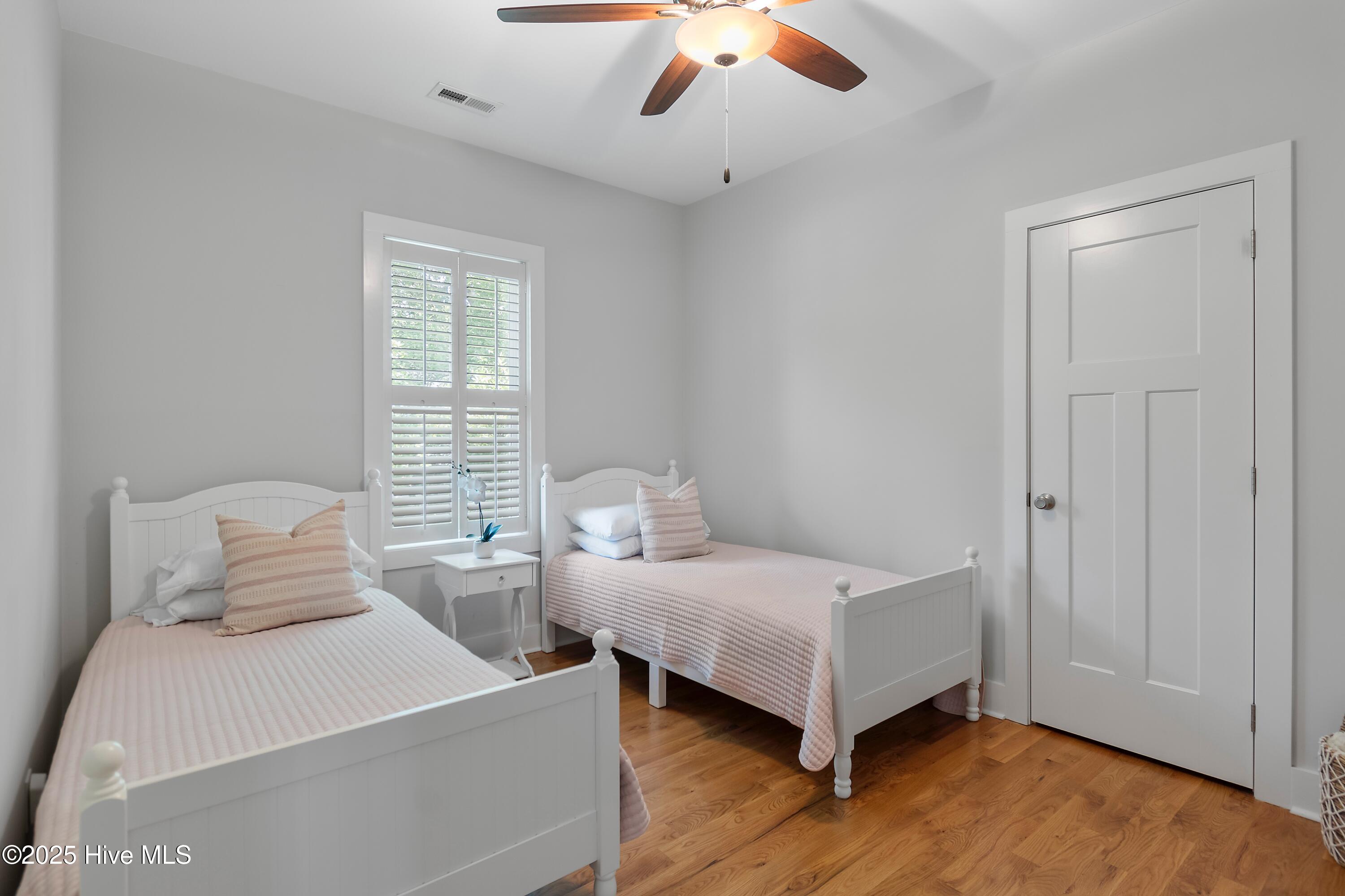 220 NE 45th Street