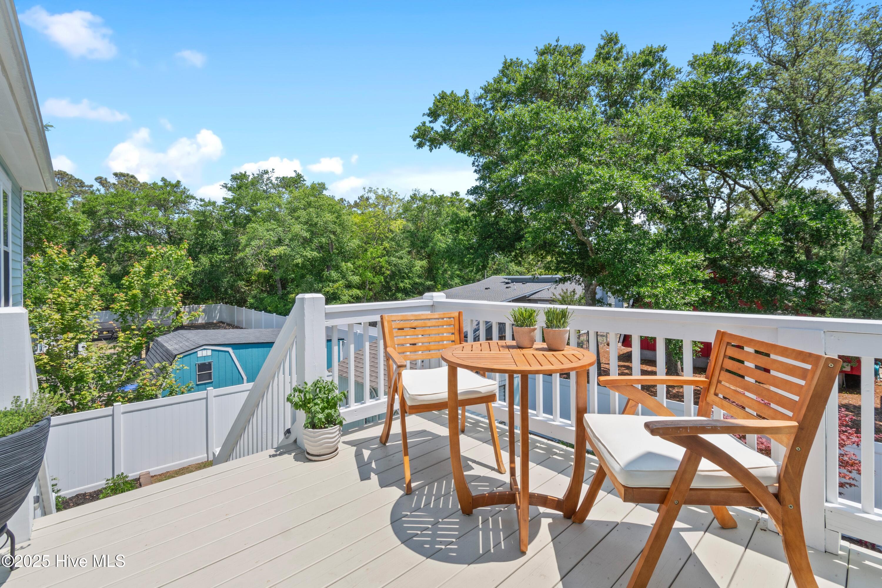 220 NE 45th Street