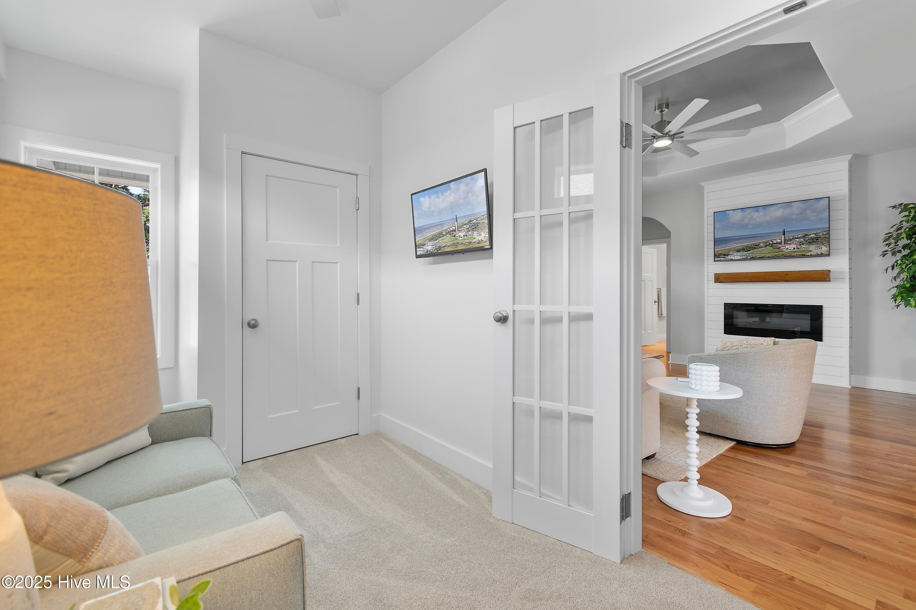 220 NE 45th Street