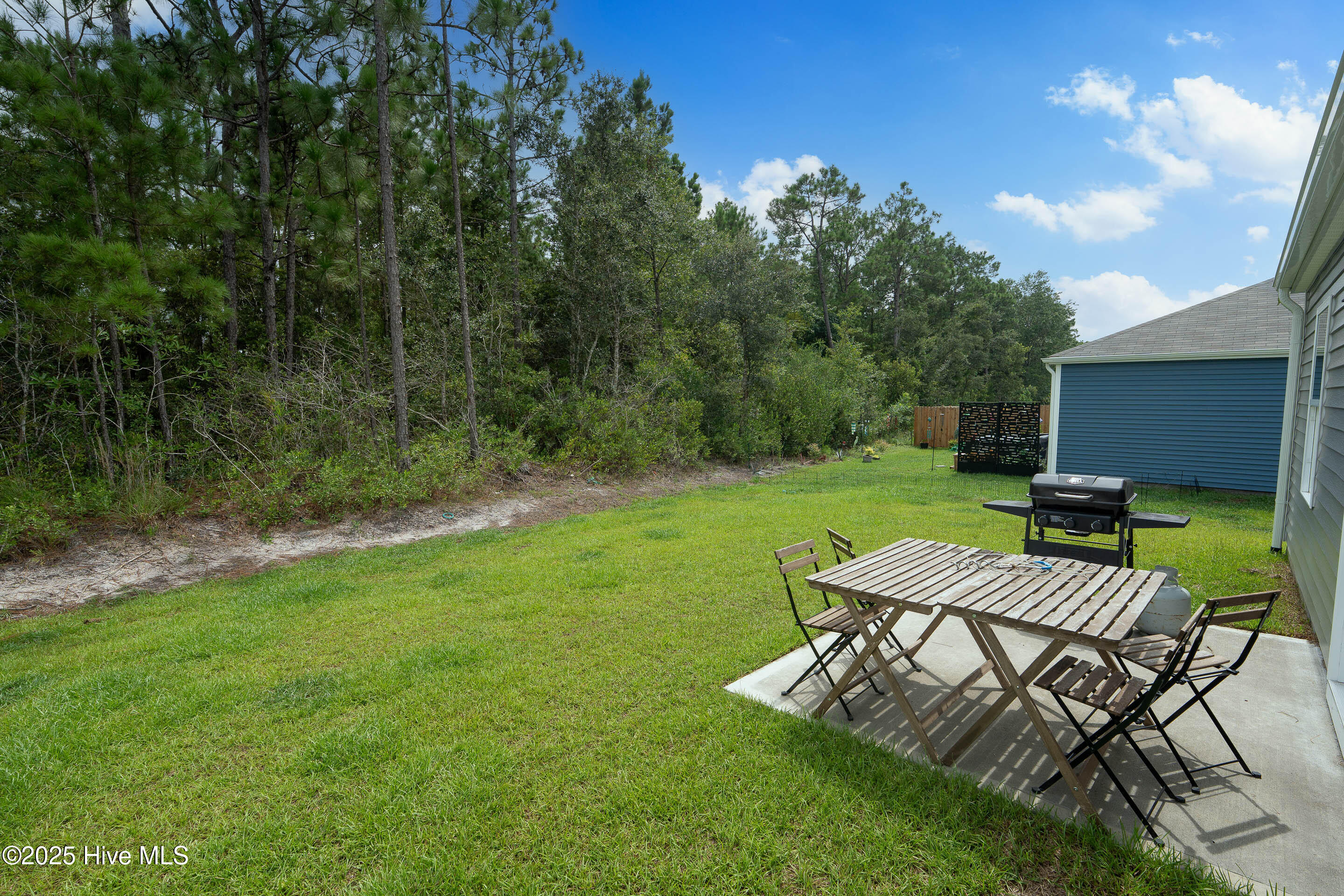 1808 Willowtree Court SE