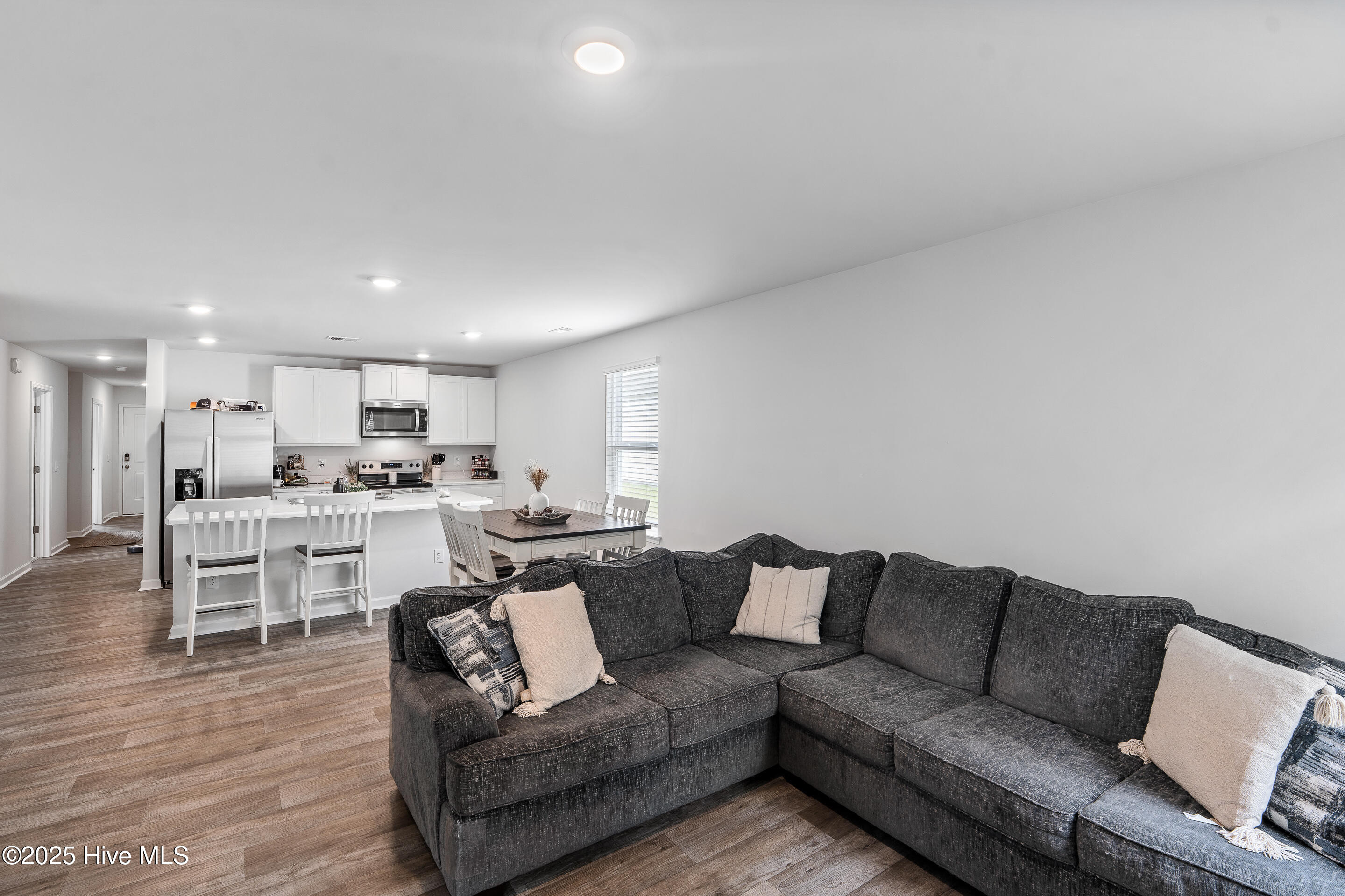 1808 Willowtree Court SE