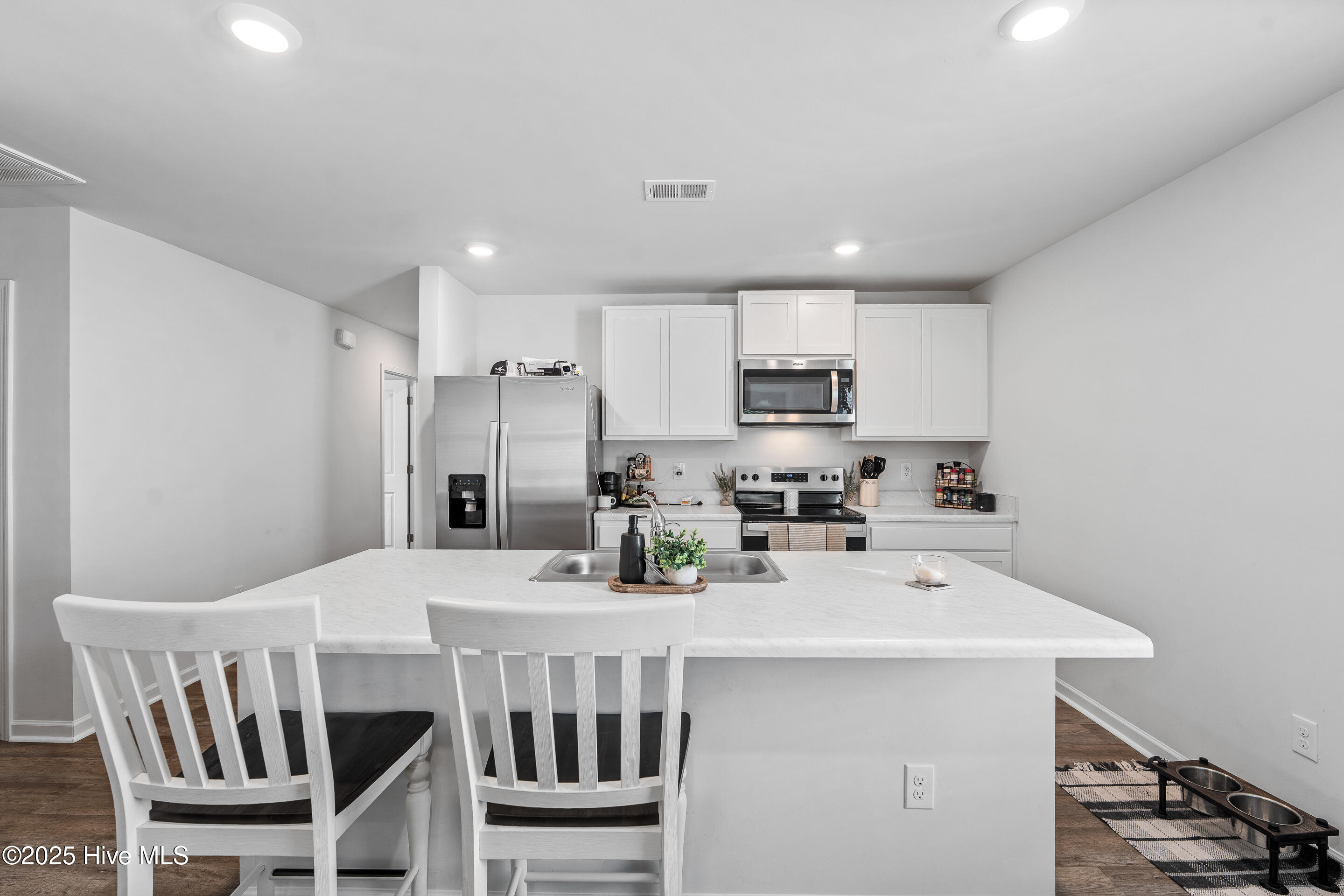 1808 Willowtree Court SE