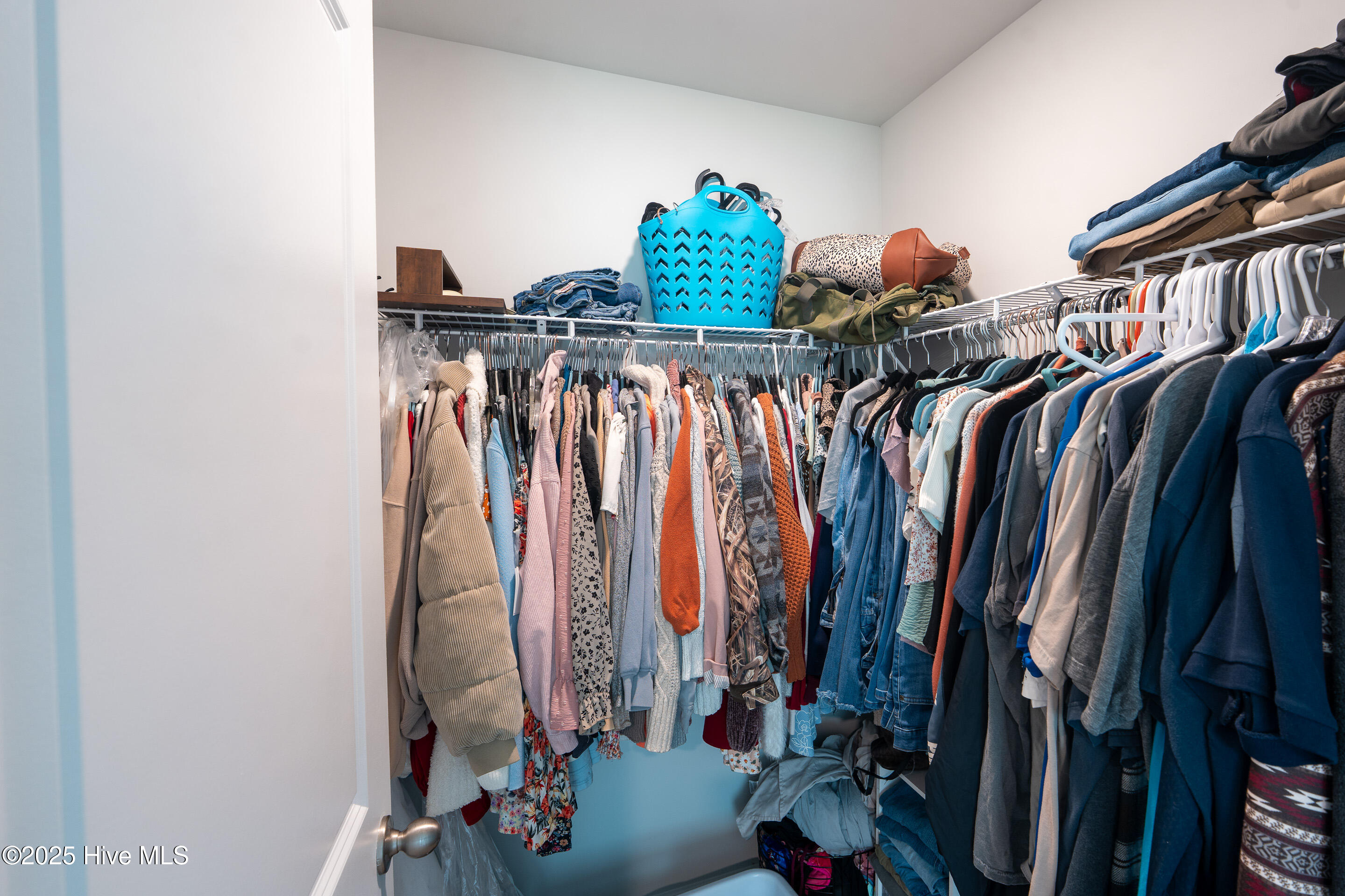 1808 Willowtree Court SE