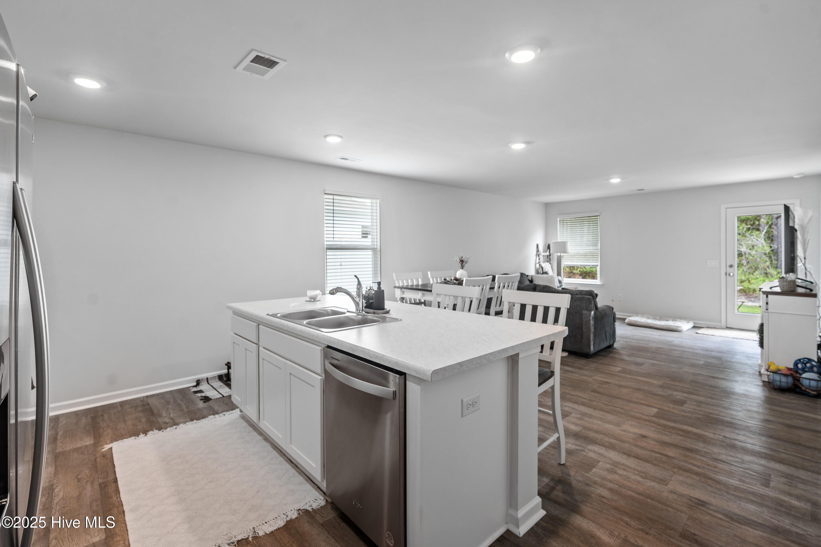 1808 Willowtree Court SE